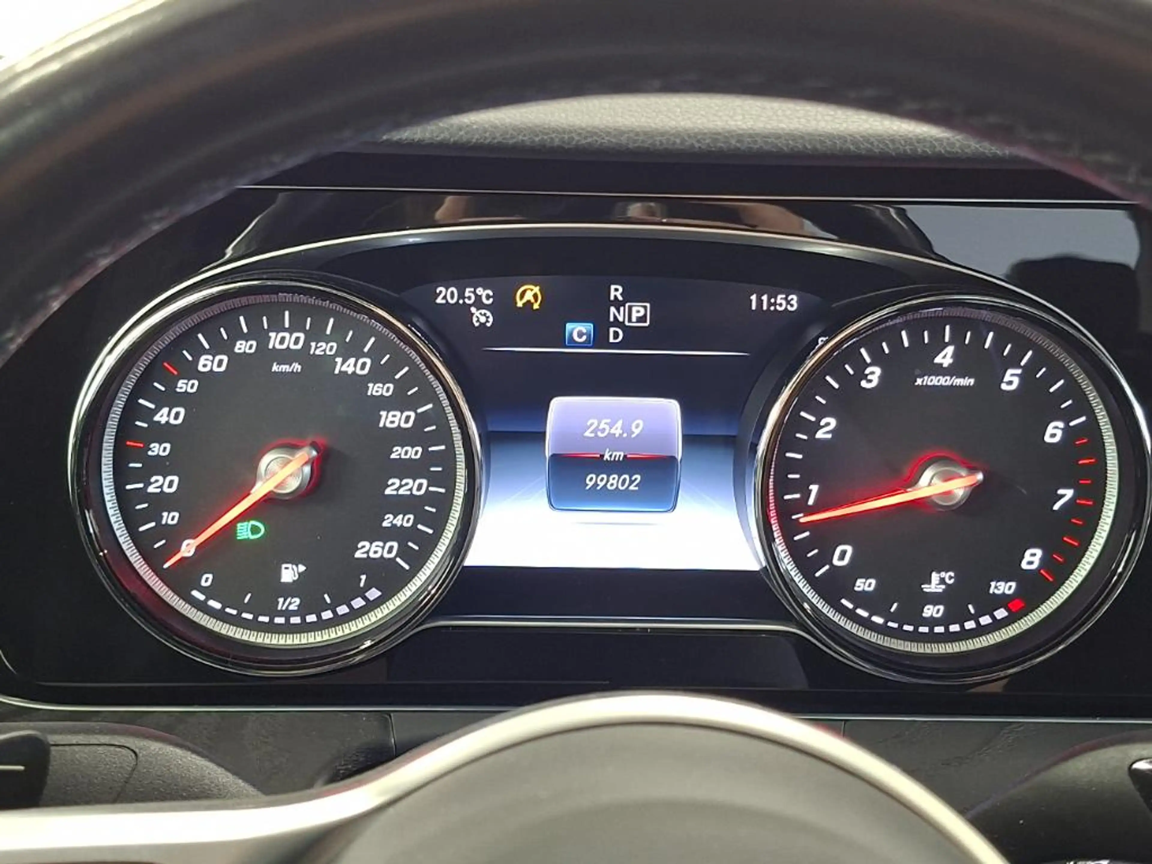 Mercedes-Benz E 200 4MATIC Premium Plus — photo 5