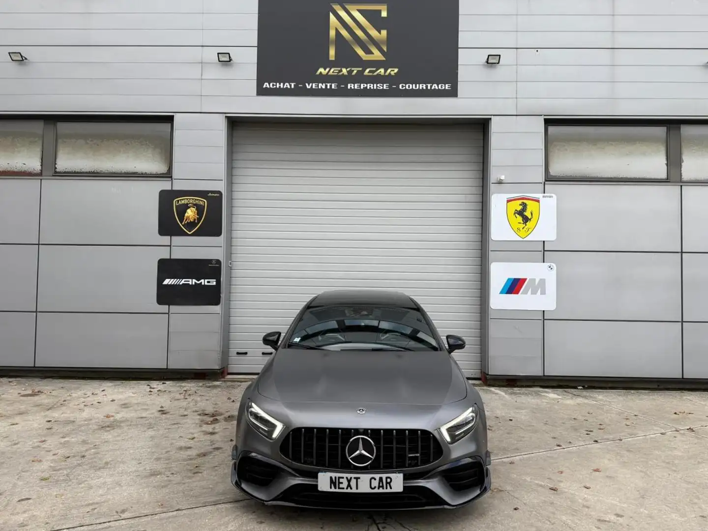 Mercedes-Benz A 45 AMG 45 S AMG 2.0 turbo 421ch/A45 AMG 4matic  aero 8 - 2