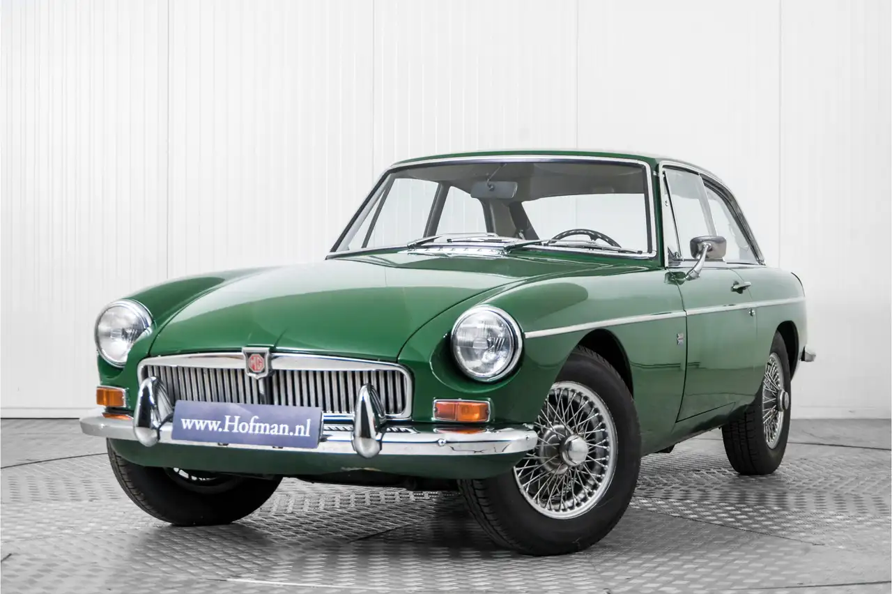 MG B type 1.8 GT, foto 3