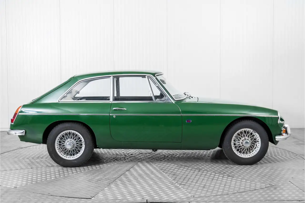 MG B type 1.8 GT, foto 10