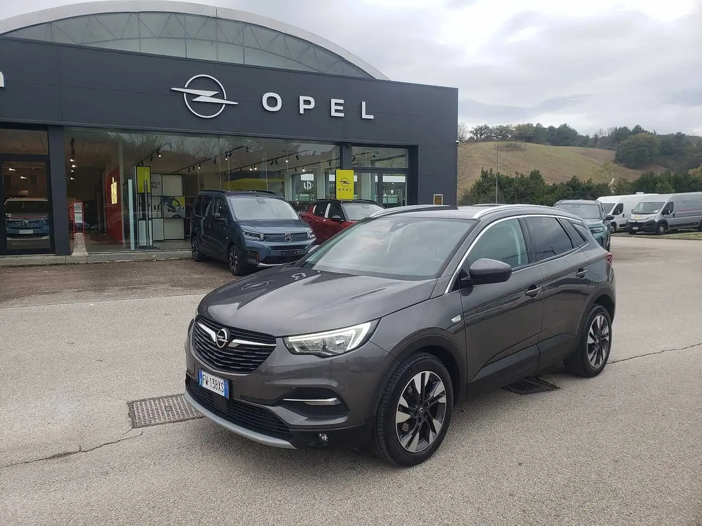Opel Grandland 1ª serie X 1.5 diesel Ecotec Start&Stop Ultimate Grigio - 1