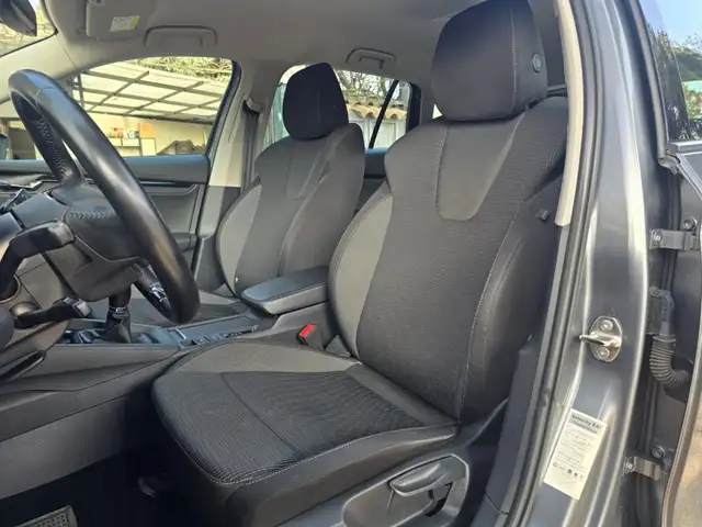 Skoda Octavia view 6