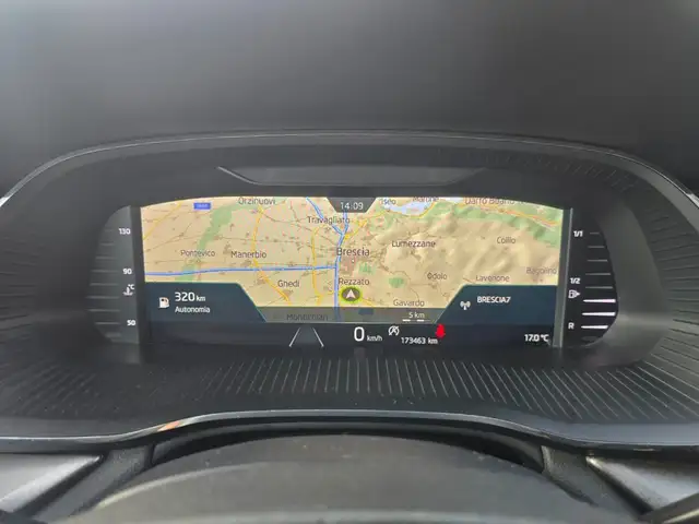 Skoda Octavia view 5