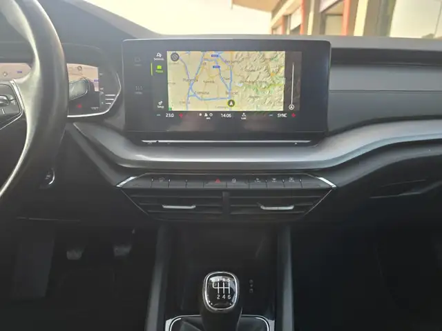 Skoda Octavia view 26