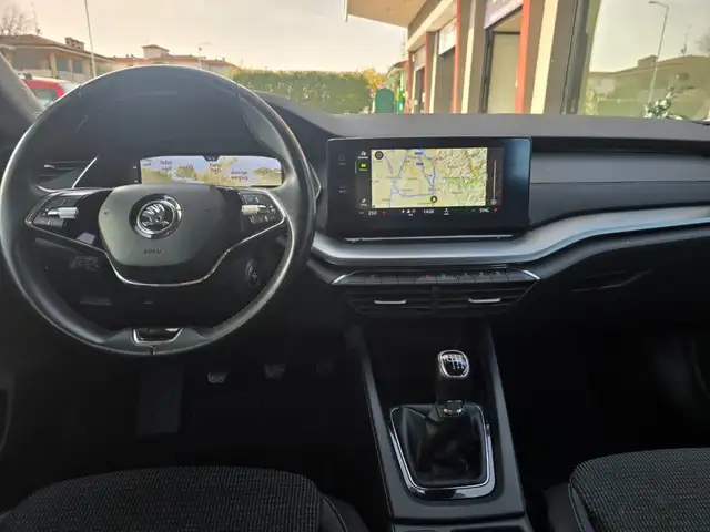 Skoda Octavia view 24