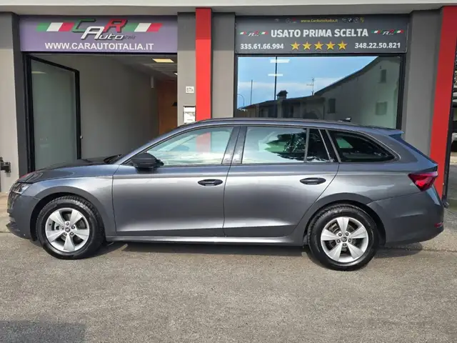 Skoda Octavia view 17