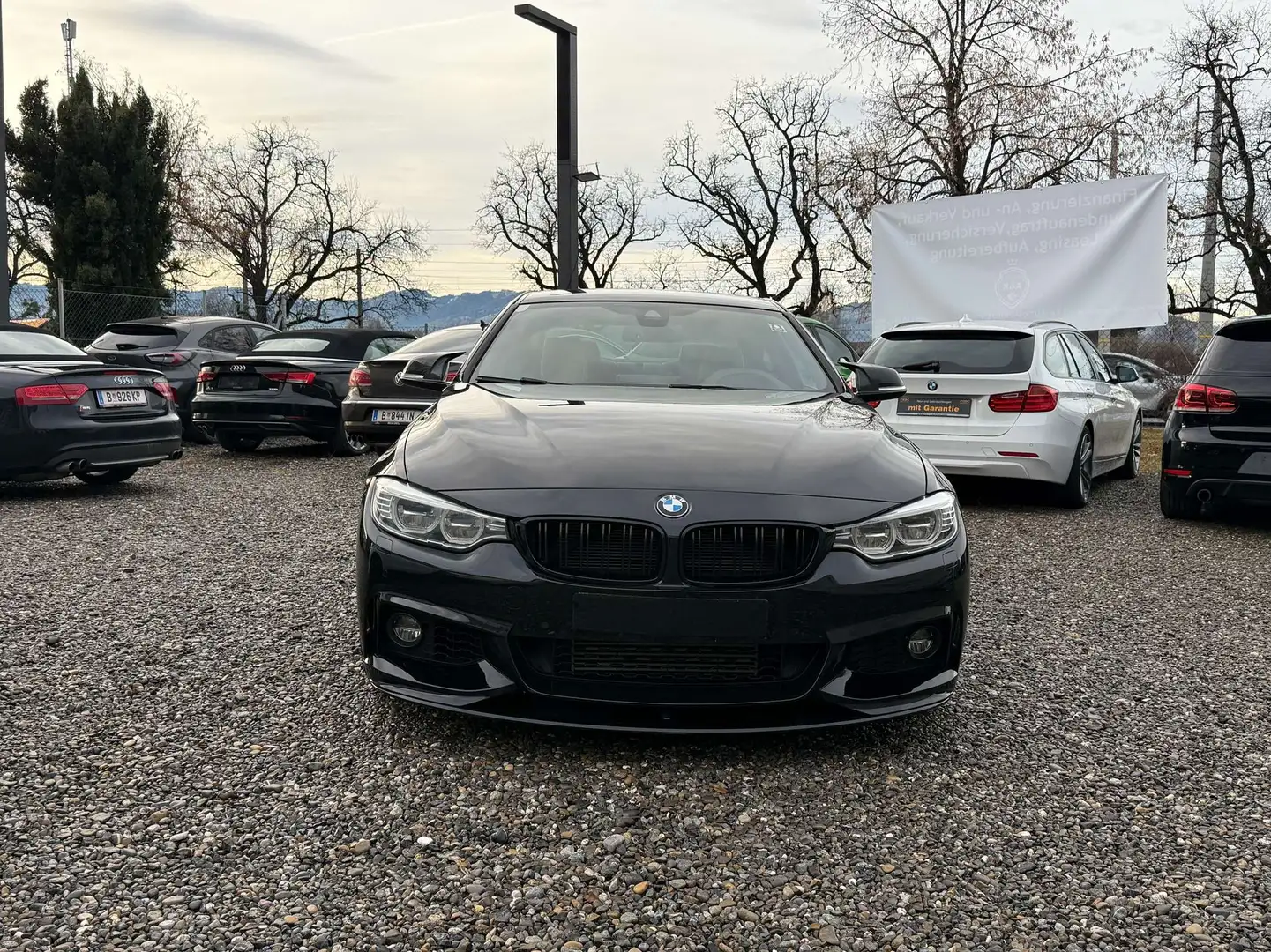 BMW 435 i xDrive Coupé Schwarz - 2