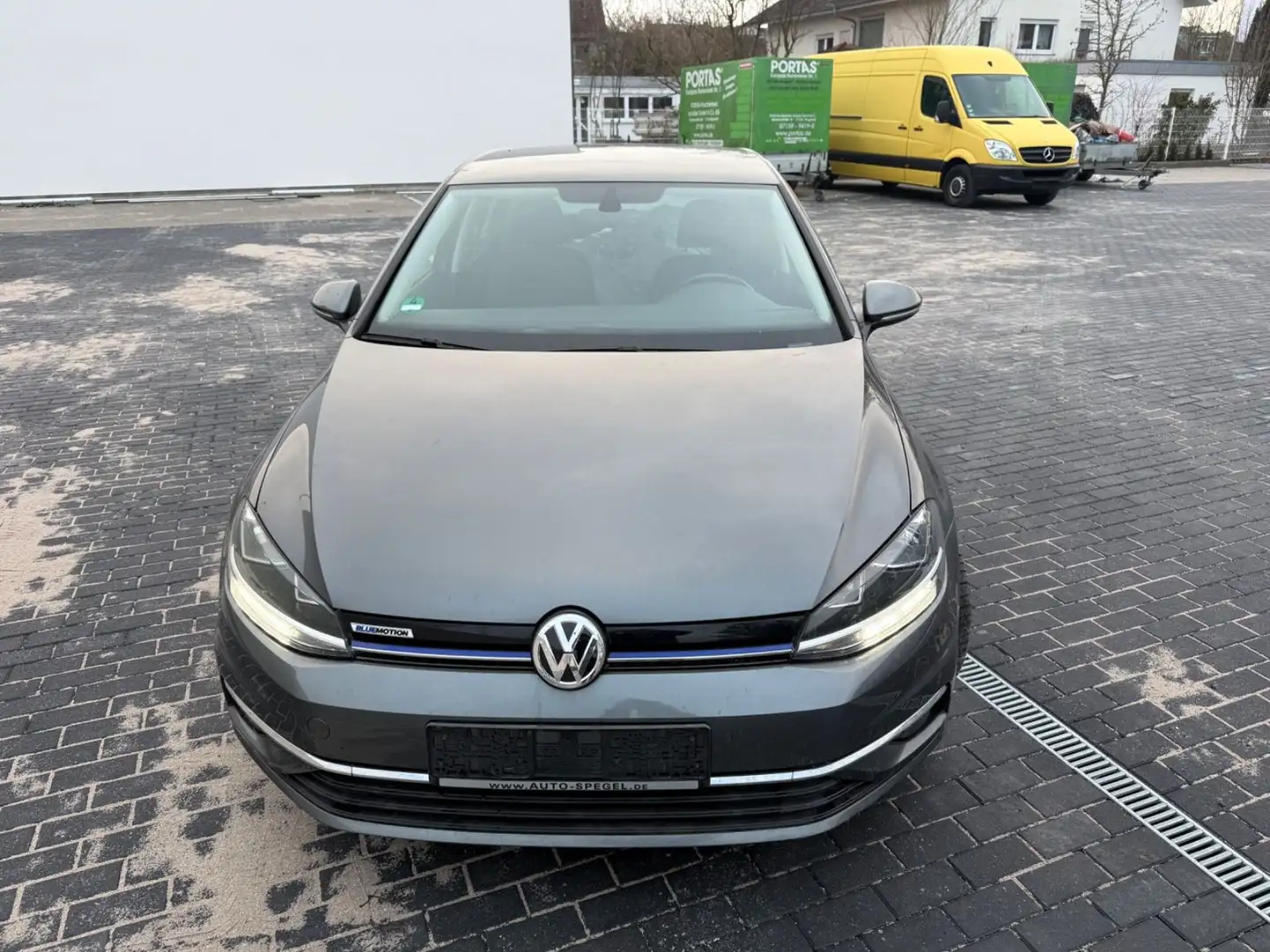 Volkswagen Golf VII Comfortline BlueMotion Gris - 2