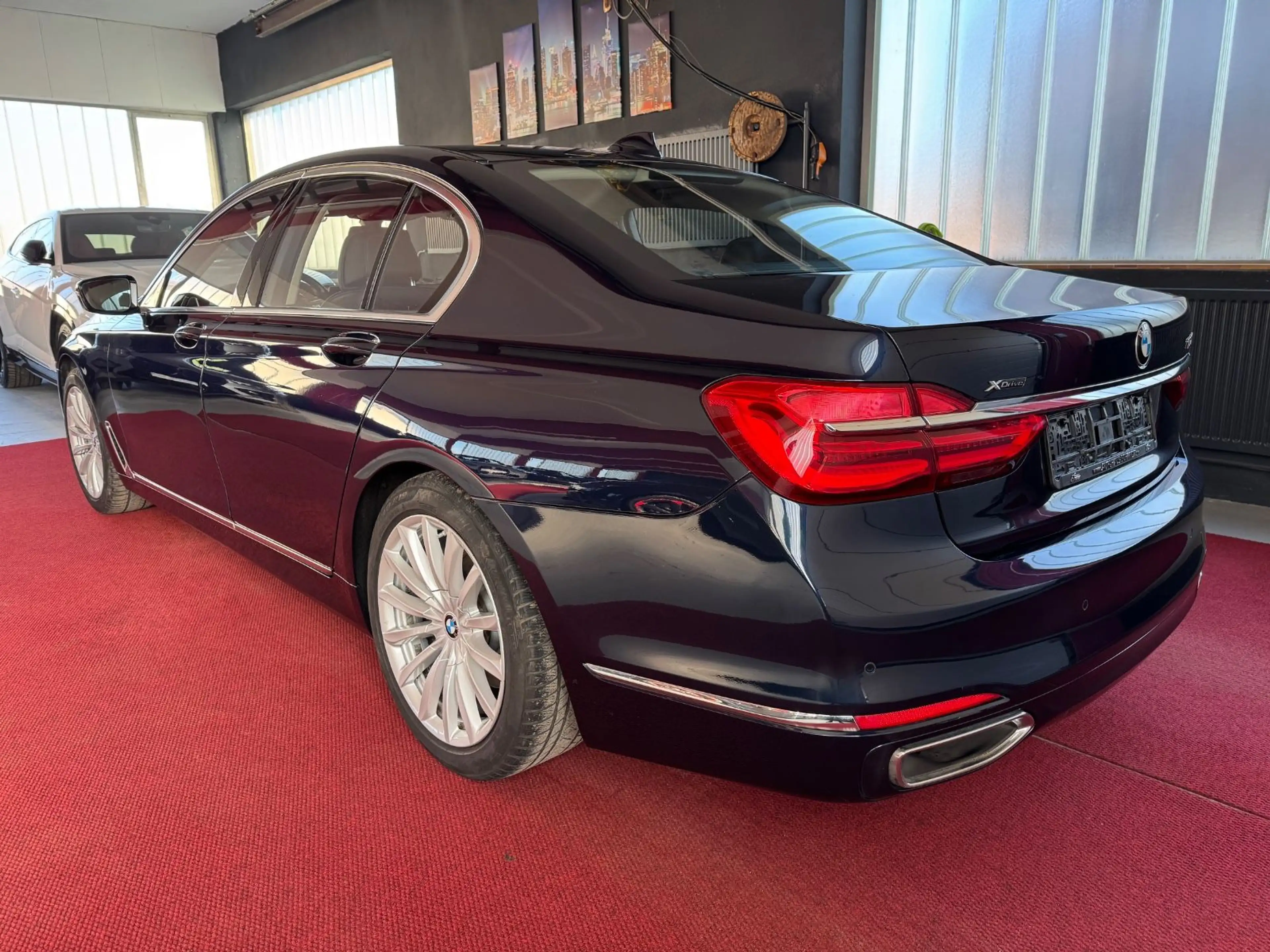 BMW 730 d xDrive Sitzlüftung DisplayKey Touch Command — photo 7