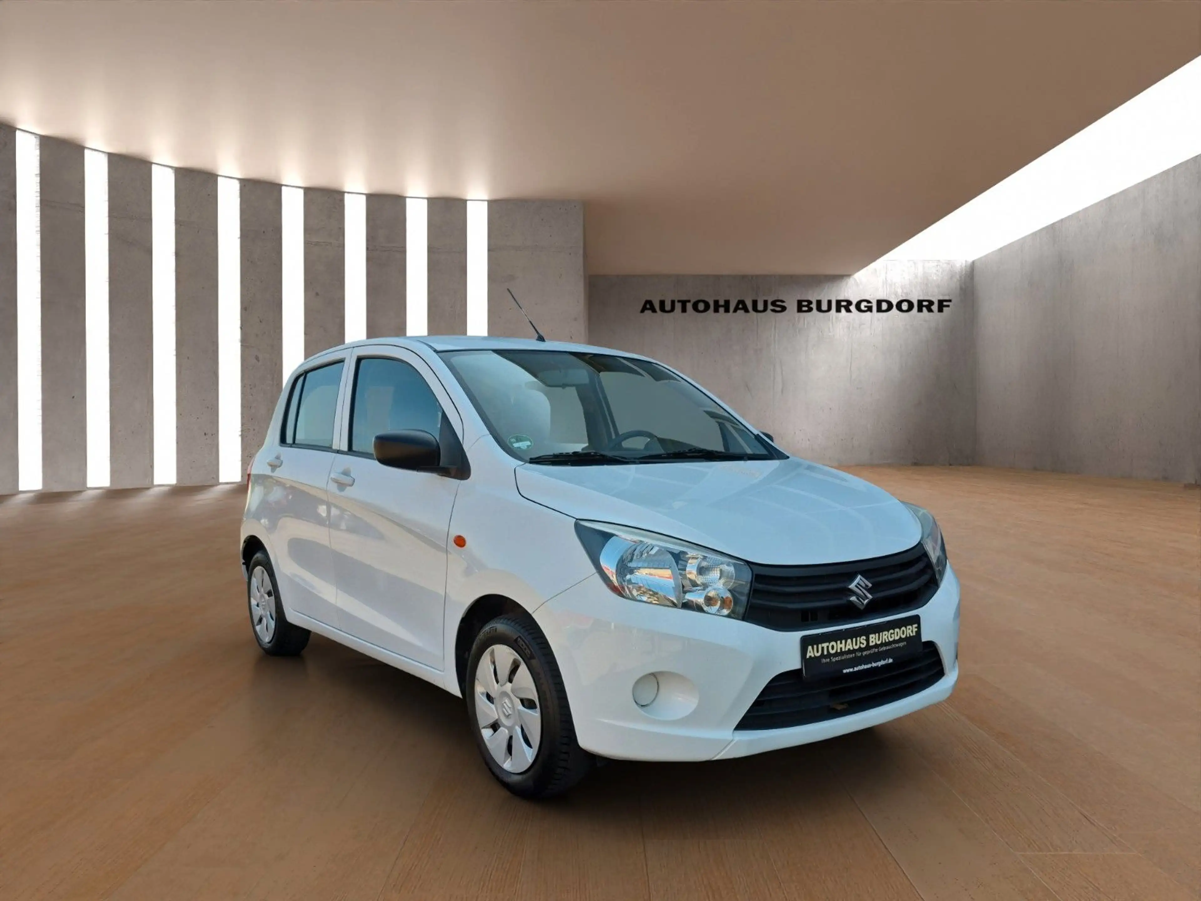 Suzuki Celerio 1.0 Klima Start/Stop Ganzjahresreifen — photo 3