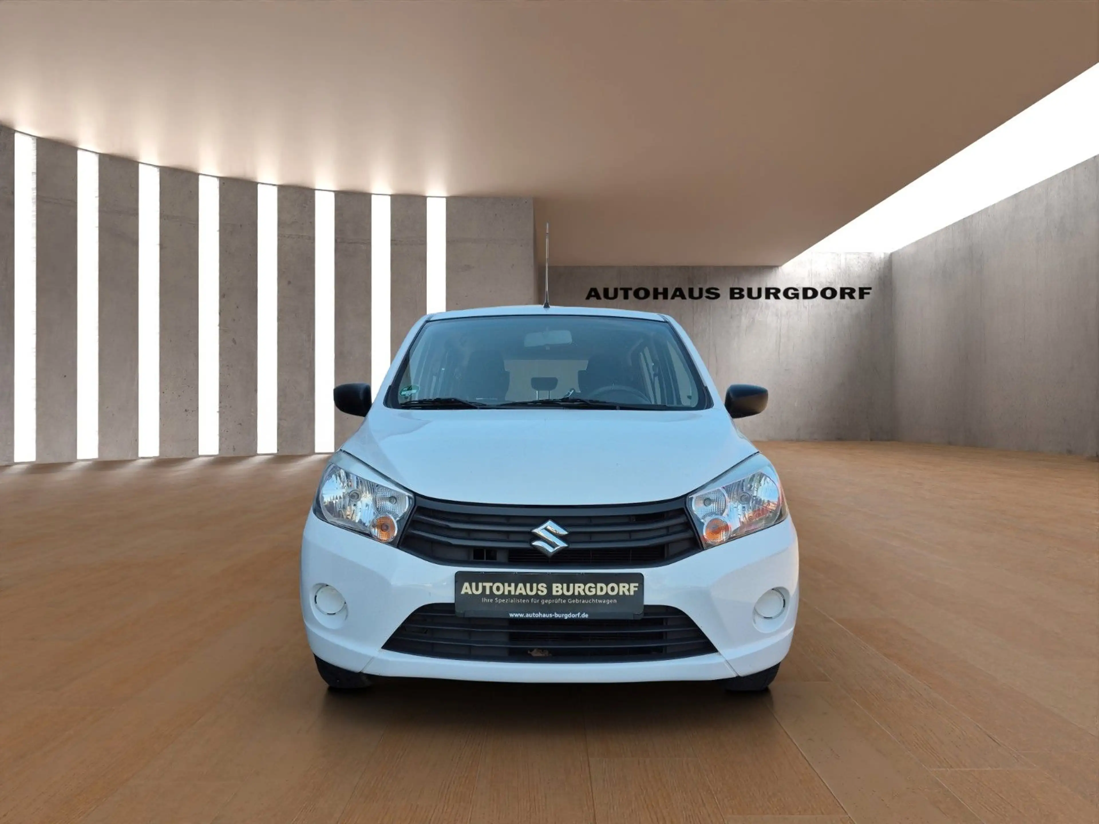Suzuki Celerio 1.0 Klima Start/Stop Ganzjahresreifen — photo 2