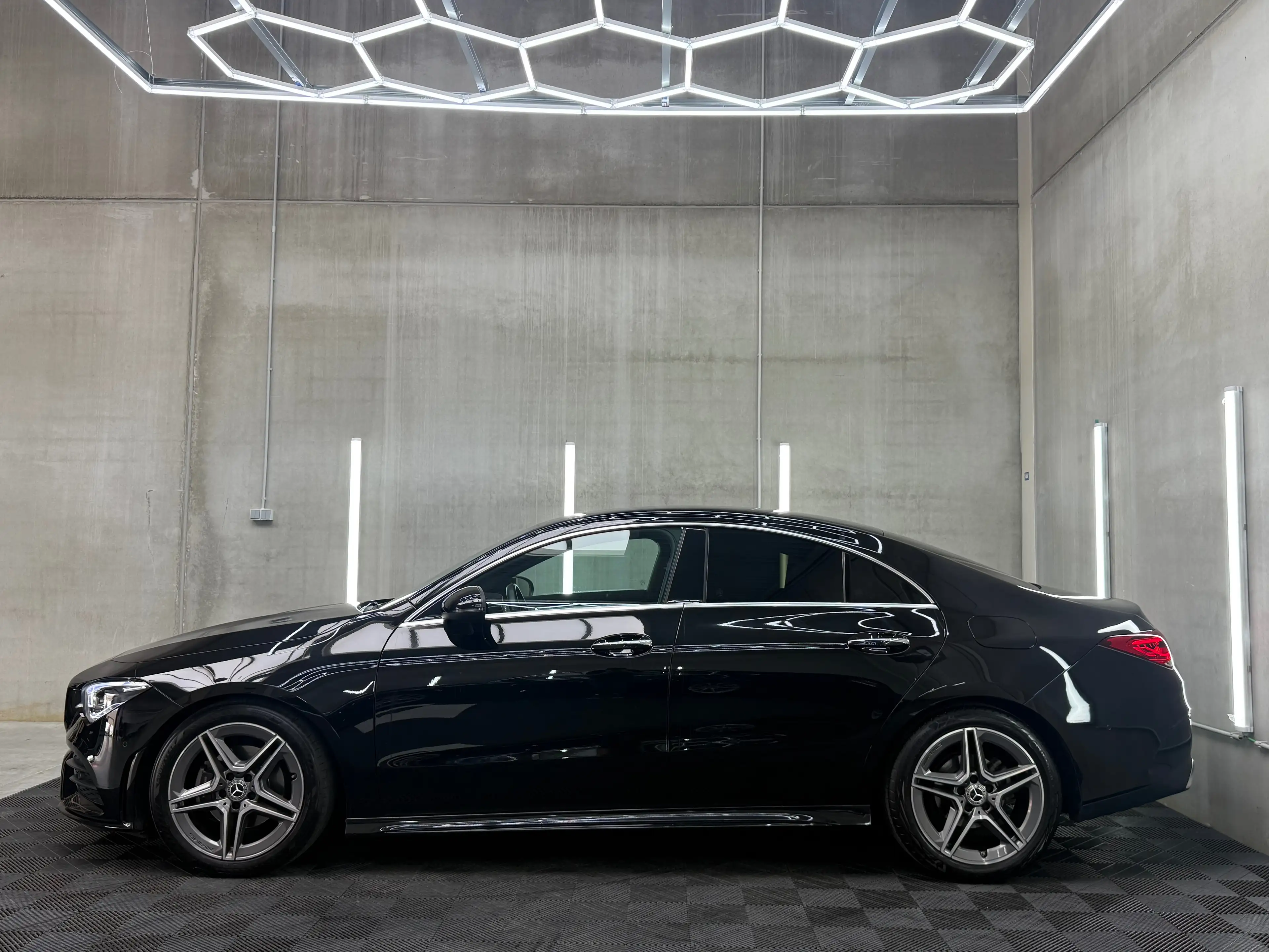 Mercedes-Benz CLA 180 /2.0MERCEDES/AMG/SFEER/CAMERA/DODEHOEK/GARANTIE — photo 4
