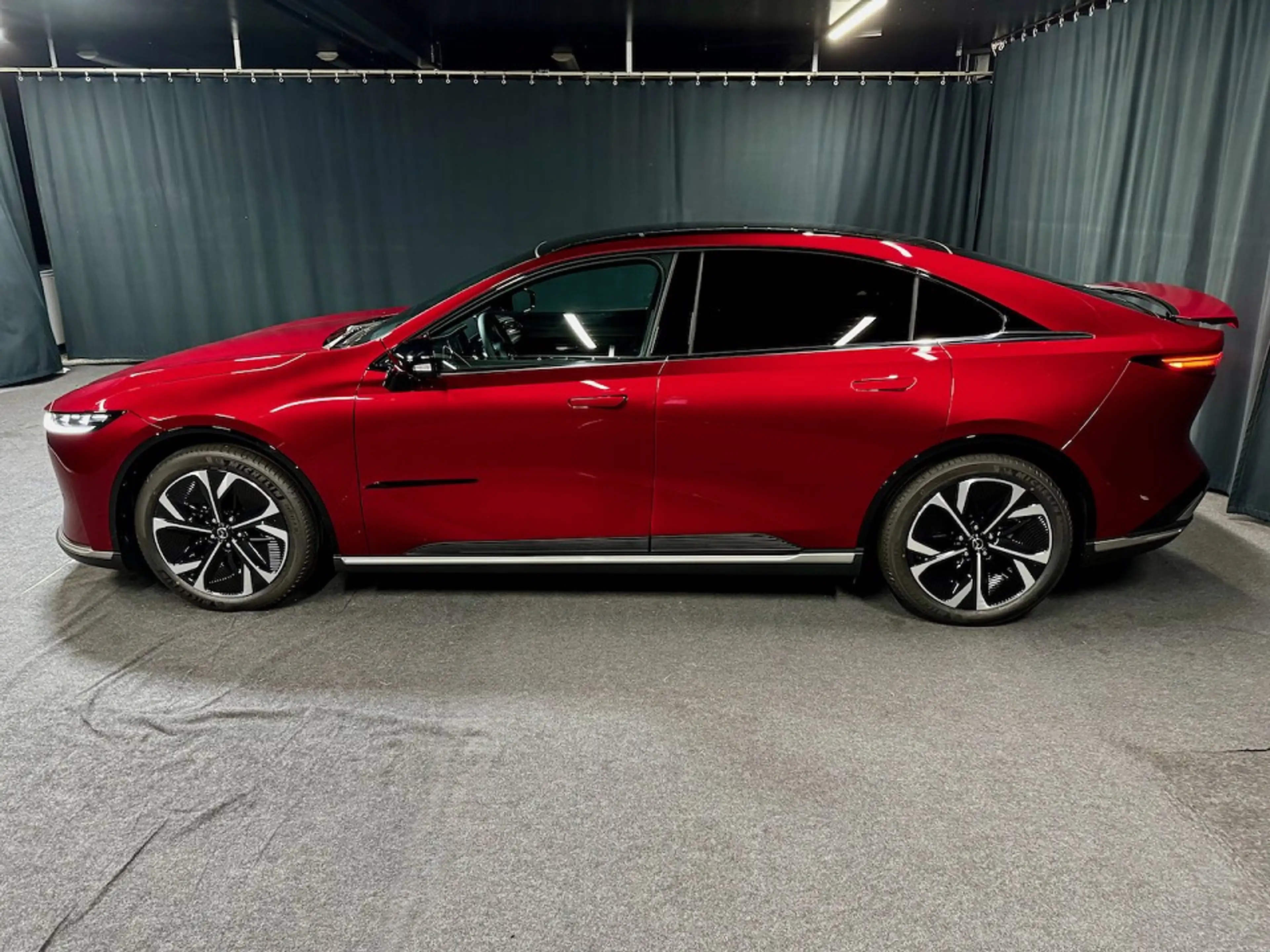 Mazda 6e 258PS TAKUMI*LEDER-S*PANO — photo 5