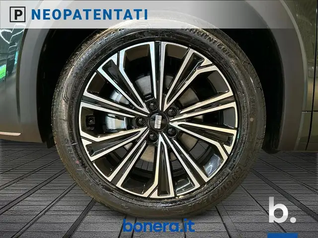 Geely Starray EM-i view 11