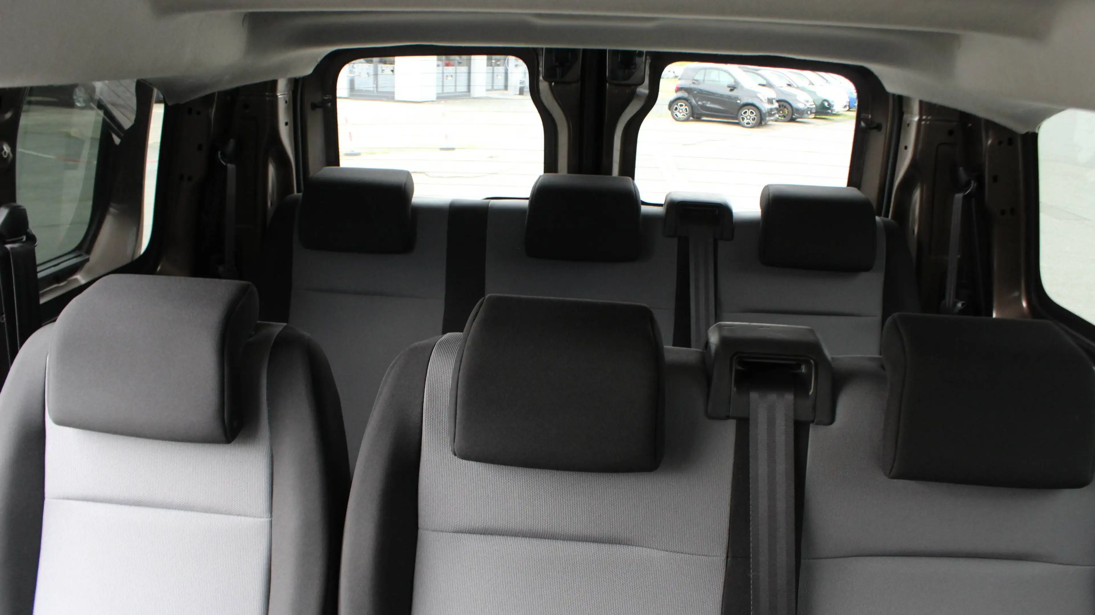 Peugeot Expert Traveller*9 Sitzer*Rückfahrkamera*Tempomat*DAB* — photo 14