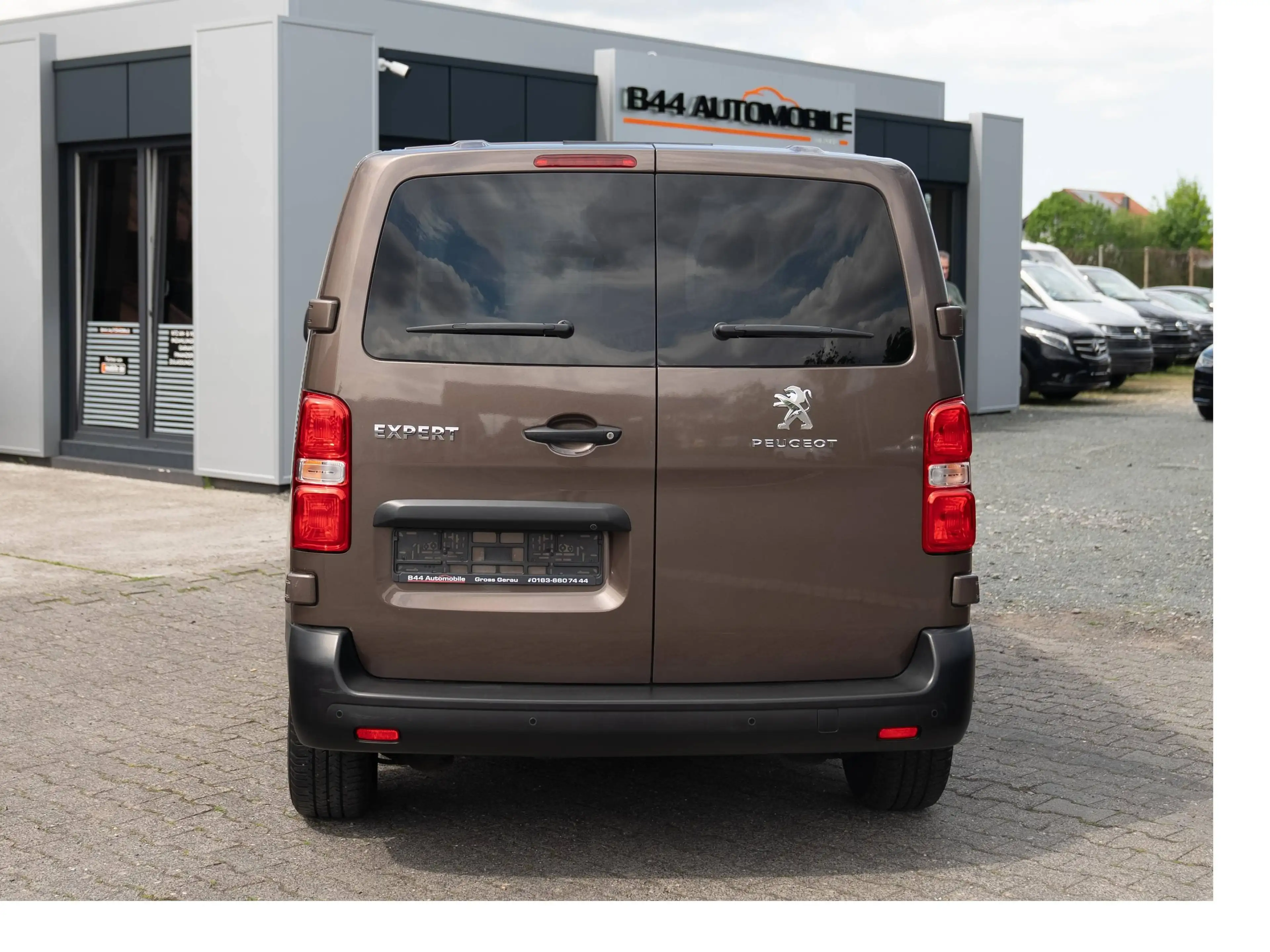Peugeot Expert Traveller*9 Sitzer*Rückfahrkamera*Tempomat*DAB* — photo 7