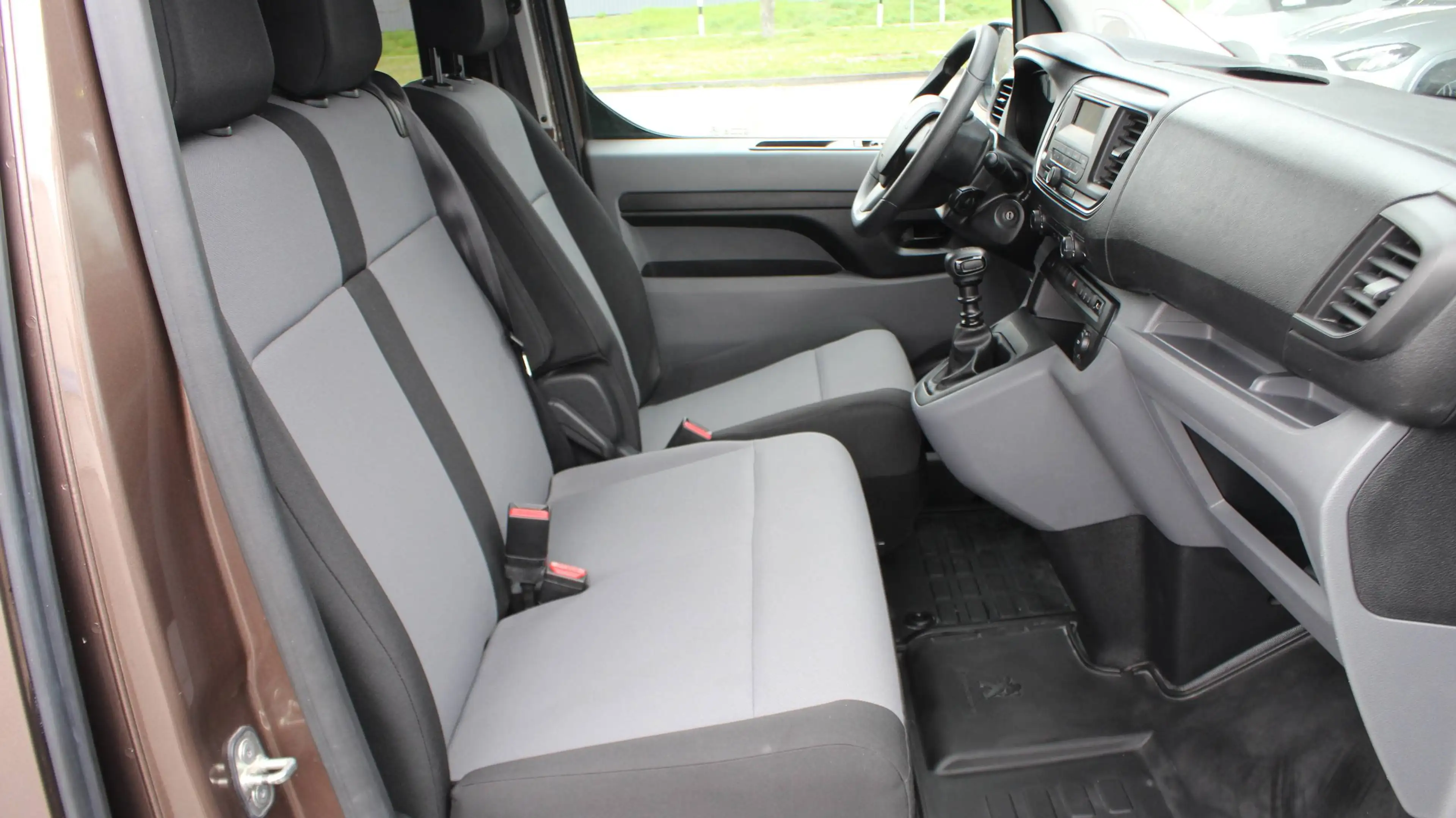 Peugeot Expert Traveller*9 Sitzer*Rückfahrkamera*Tempomat*DAB* — photo 10