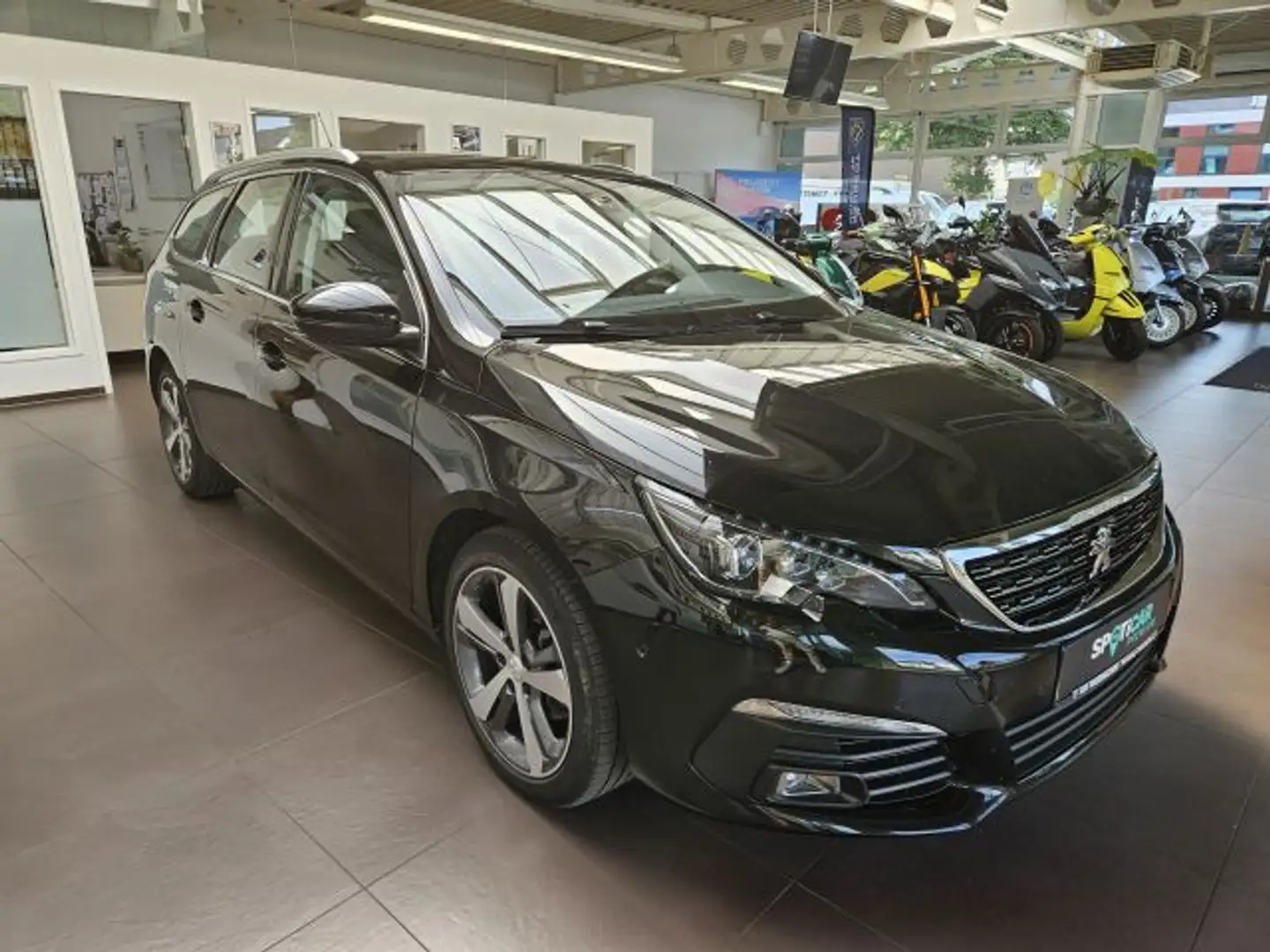 Peugeot 308 SW PureTech 130 GPF Stop & Start Allure Noir - 1