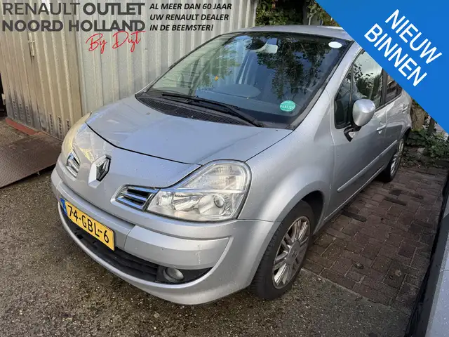Renault Grand Modus 1.6-16V Dynamique Schade auto!!