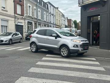 1.5 TDCi 95 FAP Titanium / RADAR DE RECUL / ATTELAGE / BLUETOOTH