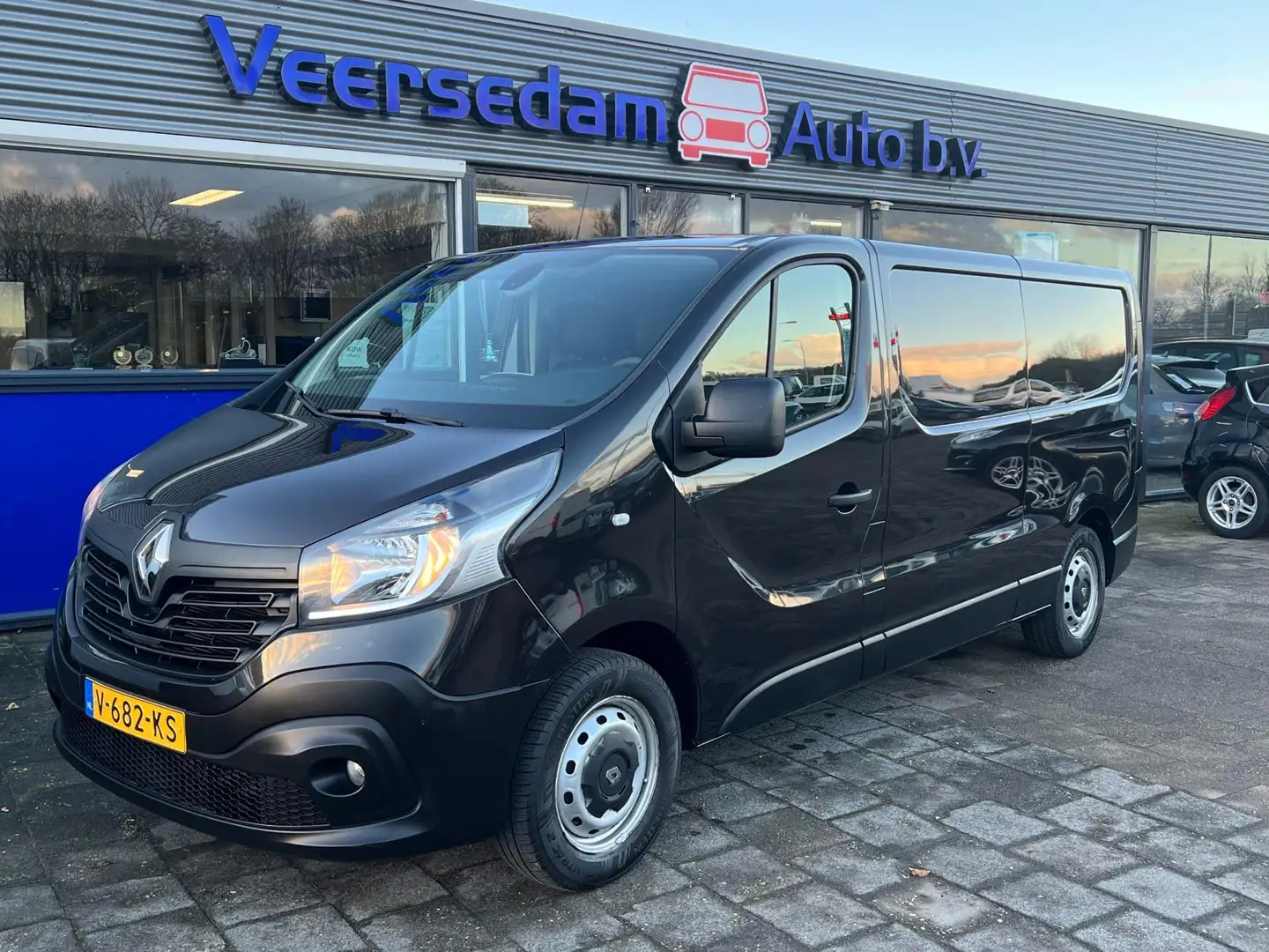Renault Trafic 1.6 dCi T29 L2H1 Comfort Nero - 2