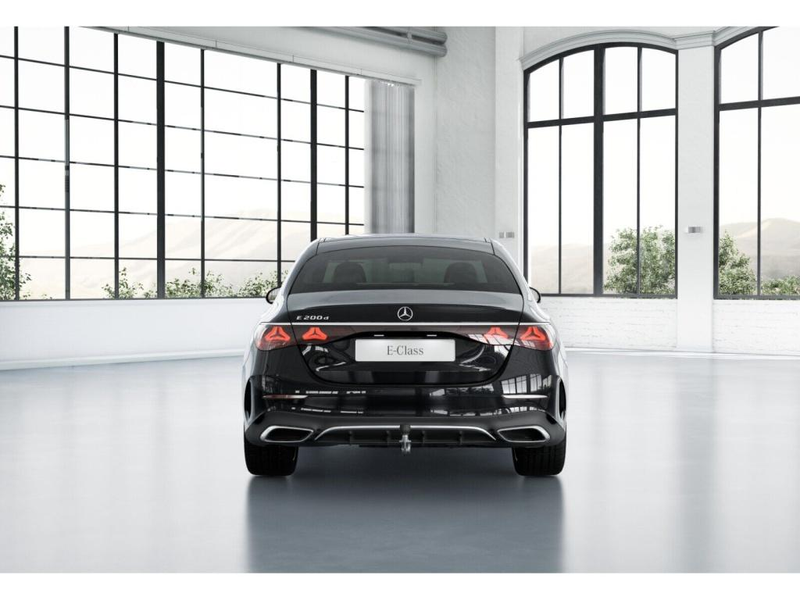 Mercedes-Benz E 200 d Limousine AMG-Sport+Digital+Distr+Memo — photo 6