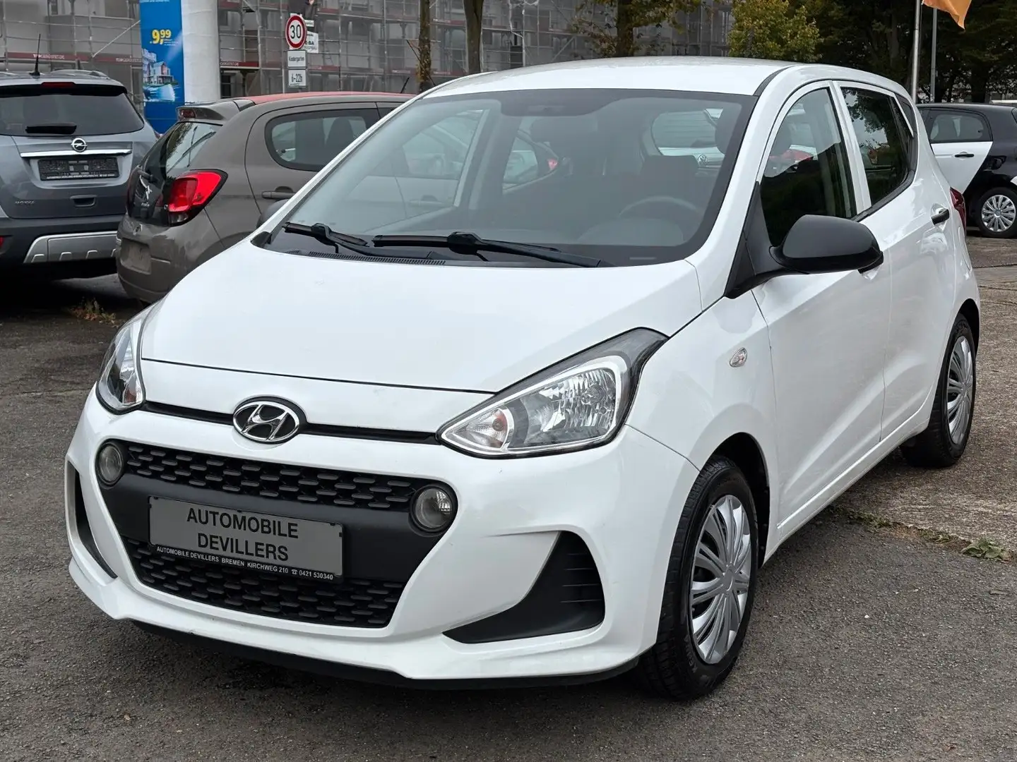 Hyundai i10 Klimaanlage, Scheckheftgepflegt, Allwetter Blanc - 1