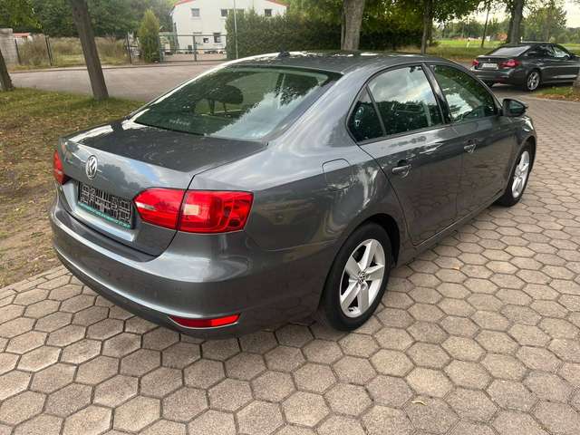 Volkswagen Jetta 1.2 TSI Comfortline 2-Hand Euro 5 - Bild 6