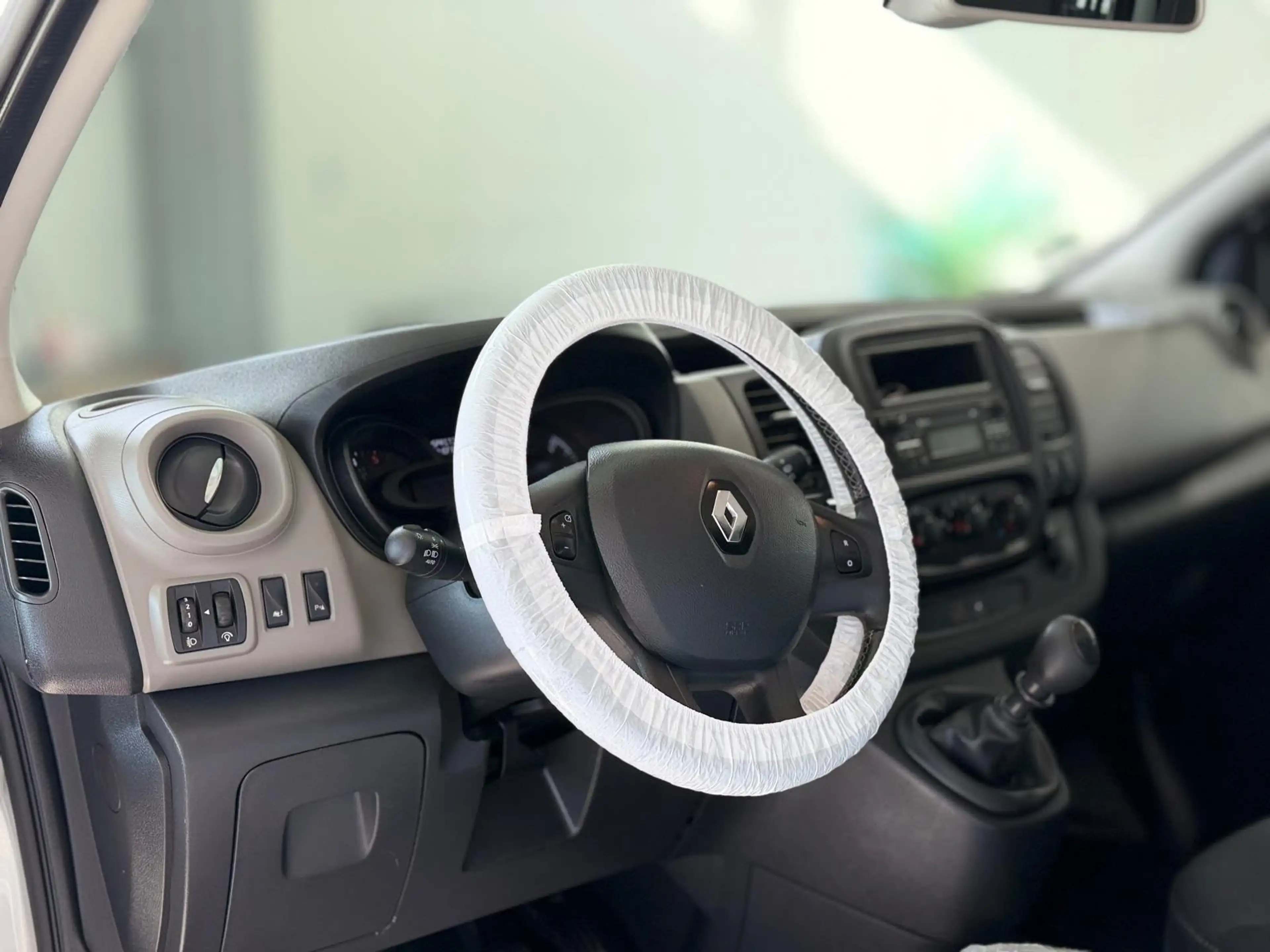 Renault Trafic Combi L1H1 Expression*9-SITZER*KLIMA*AHK — photo 13