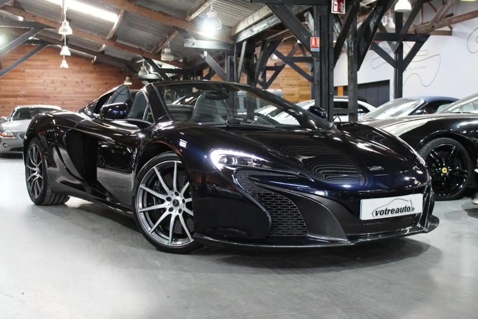 McLaren 650S Spider 3.8 V8 650 Blau - 1