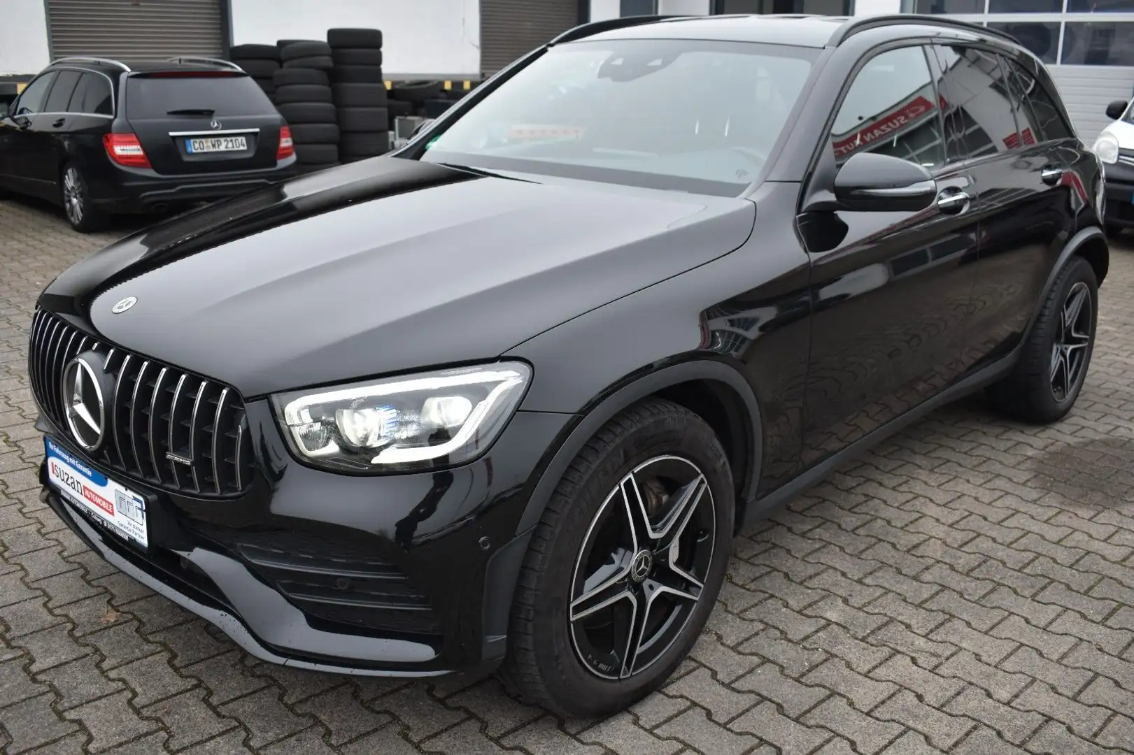 Mercedes-Benz GLC 400 d 4Matic *AMG*GARANTIE* Noir - 1