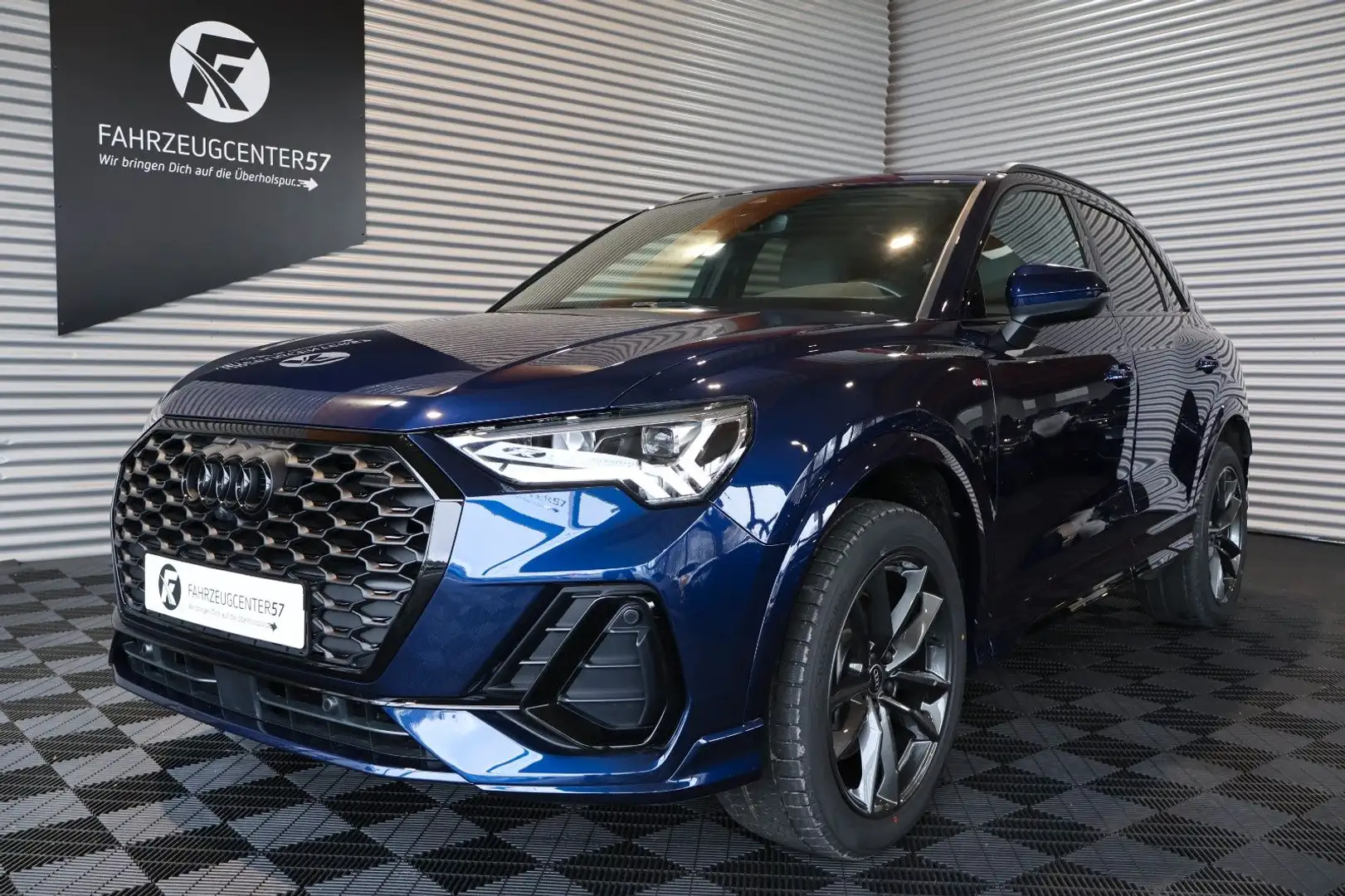 Audi Q3 45 TFSI QUATTRO S Line/CARPLAY/360/PANO/SONOS Bleu - 2