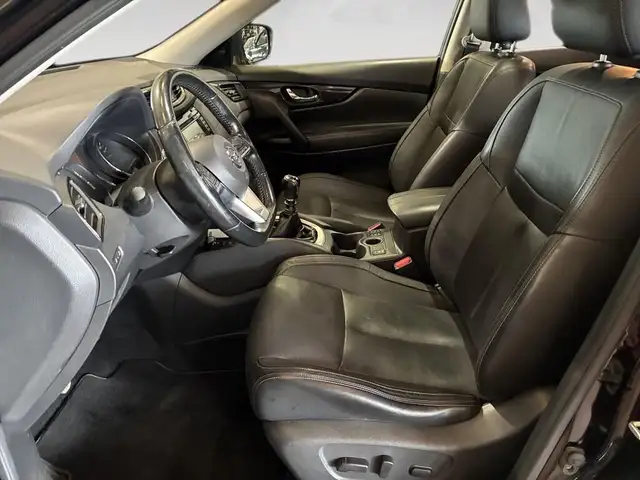 Nissan X-Trail view 7