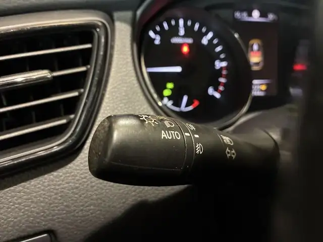 Nissan X-Trail view 21