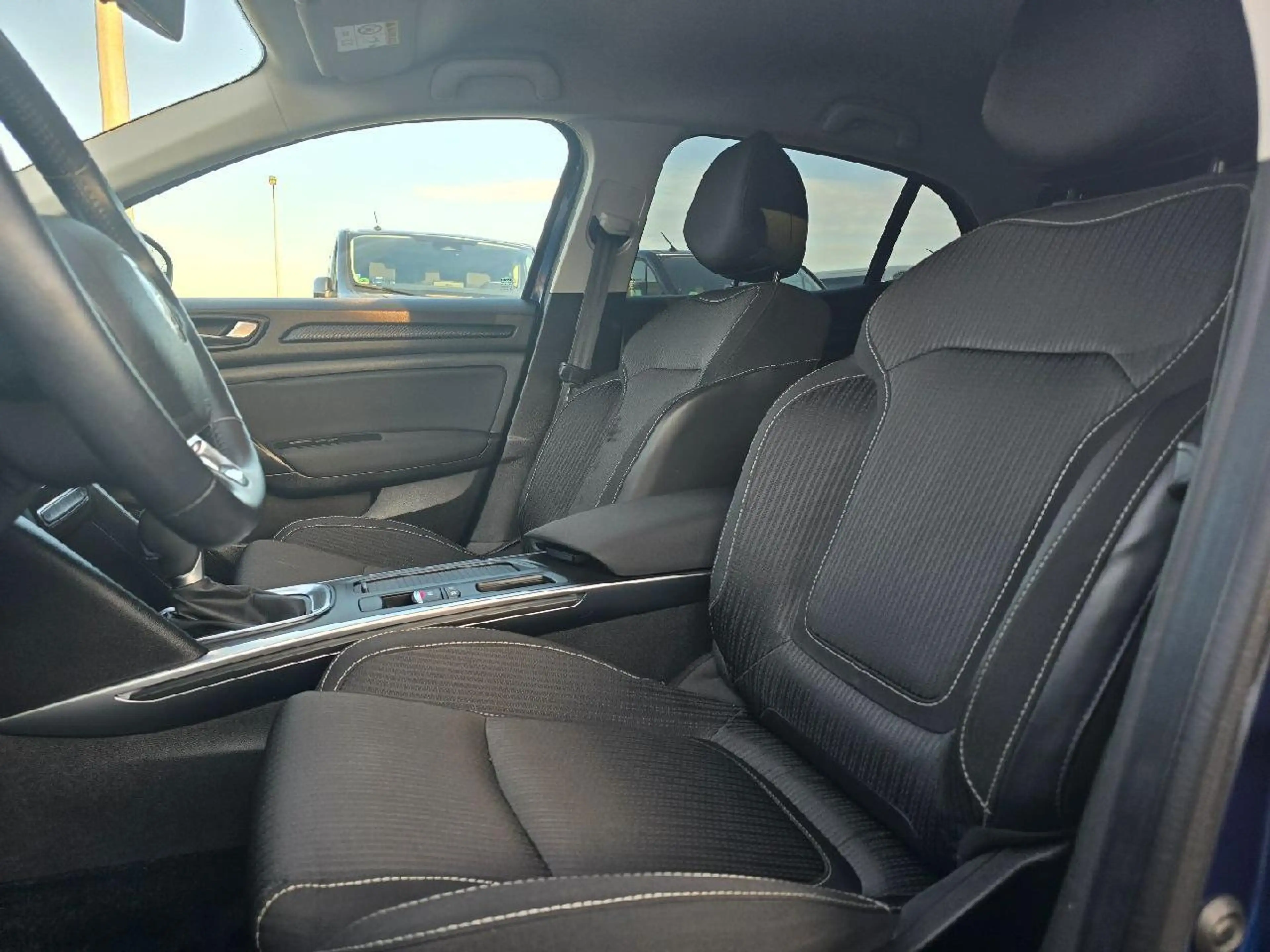 Renault Megane IV BUSINESS Edition T — photo 4