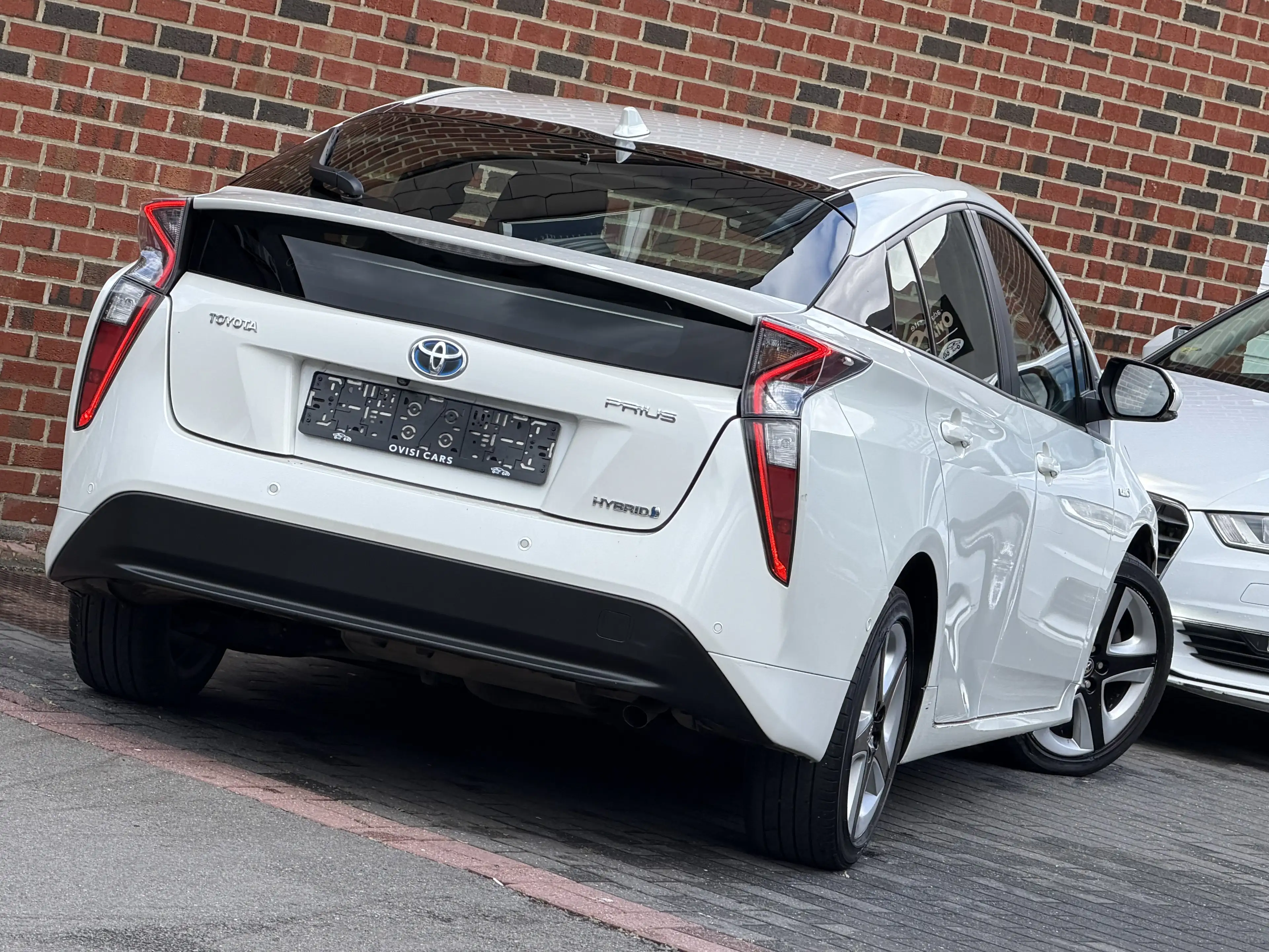 Toyota Prius Prius PHEV 1.8i VVT-i Active Lounge — photo 4