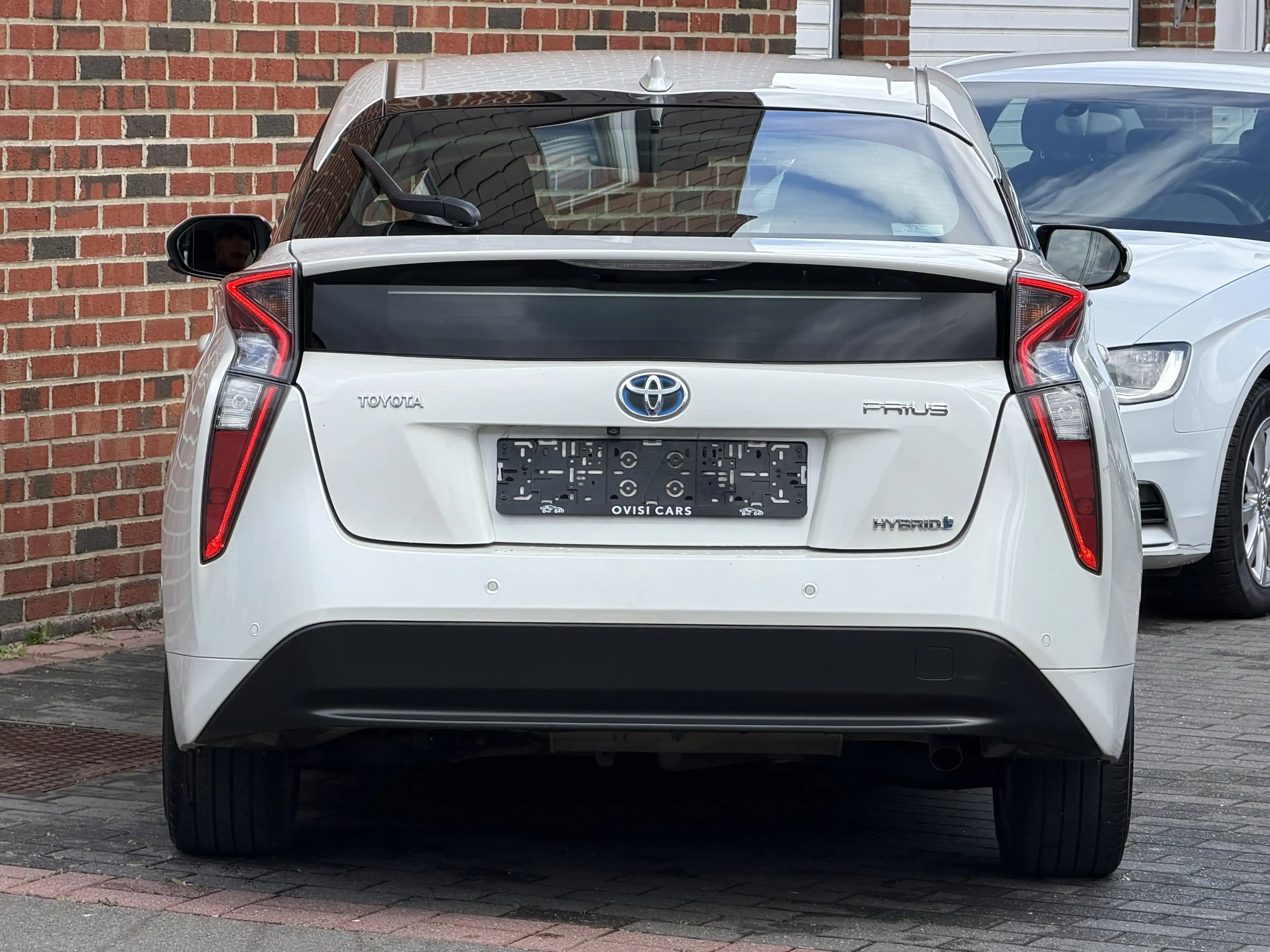 Toyota Prius Prius PHEV 1.8i VVT-i Active Lounge — photo 8