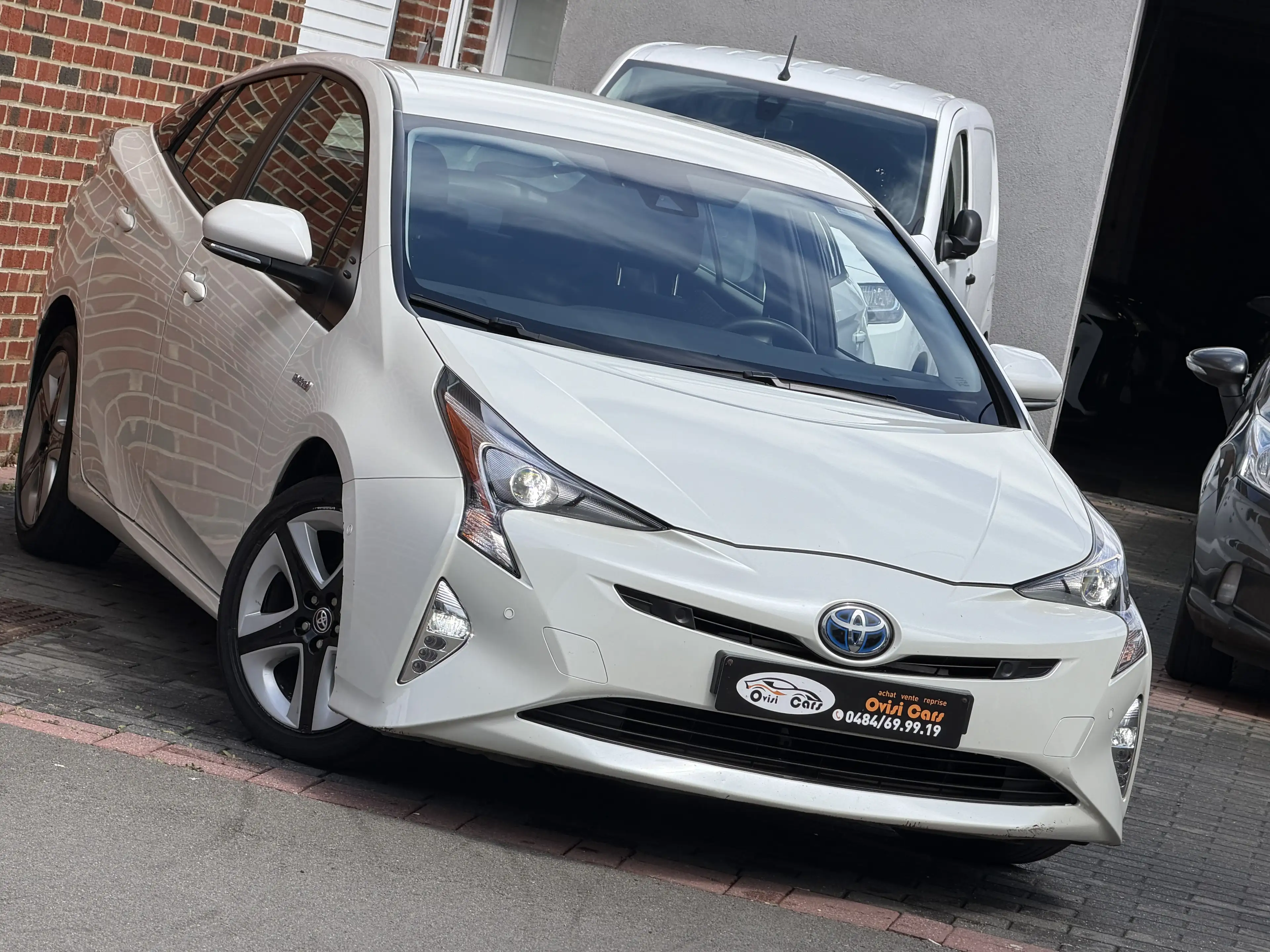 Toyota Prius Prius PHEV 1.8i VVT-i Active Lounge — photo 2