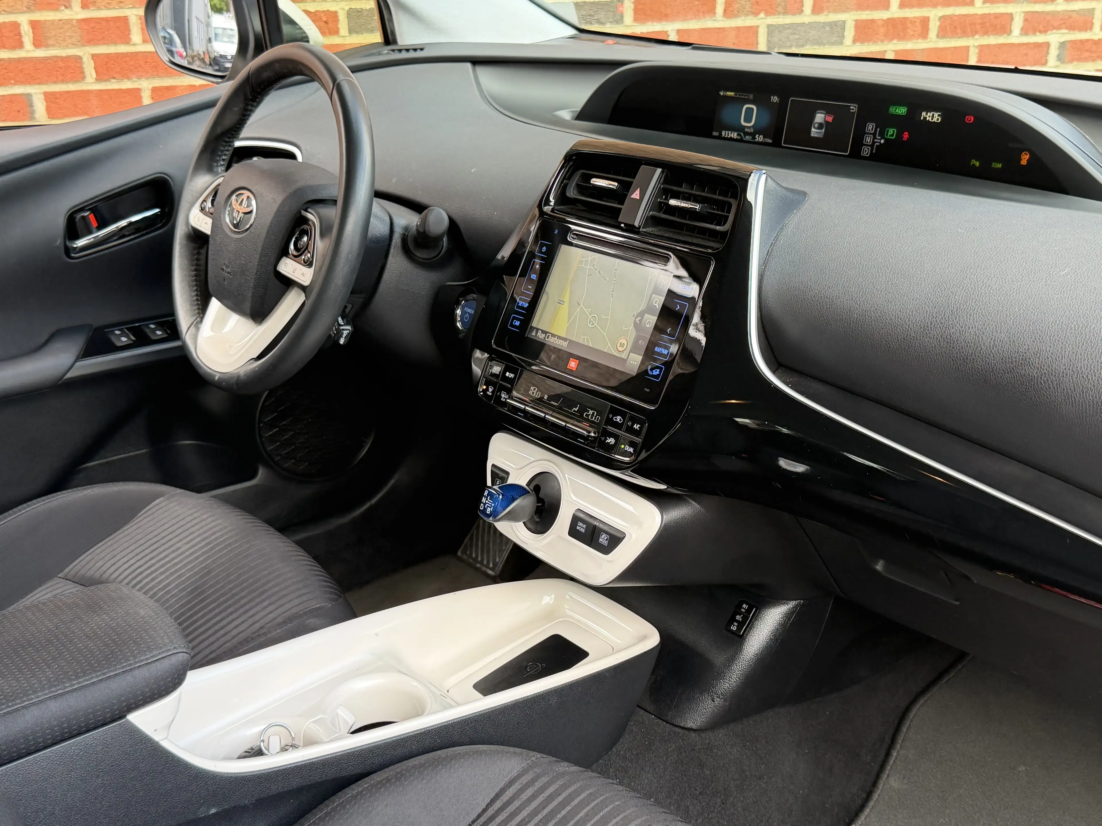Toyota Prius Prius PHEV 1.8i VVT-i Active Lounge — photo 5