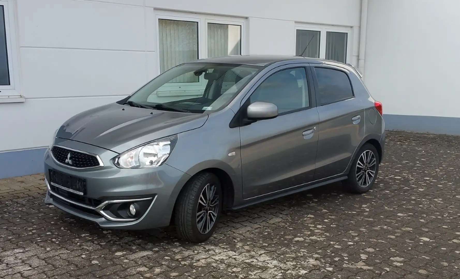 Mitsubishi Space Star Edition+ 1.2 Navi/SHZG/Alu/DAB uvm. Grau - 1