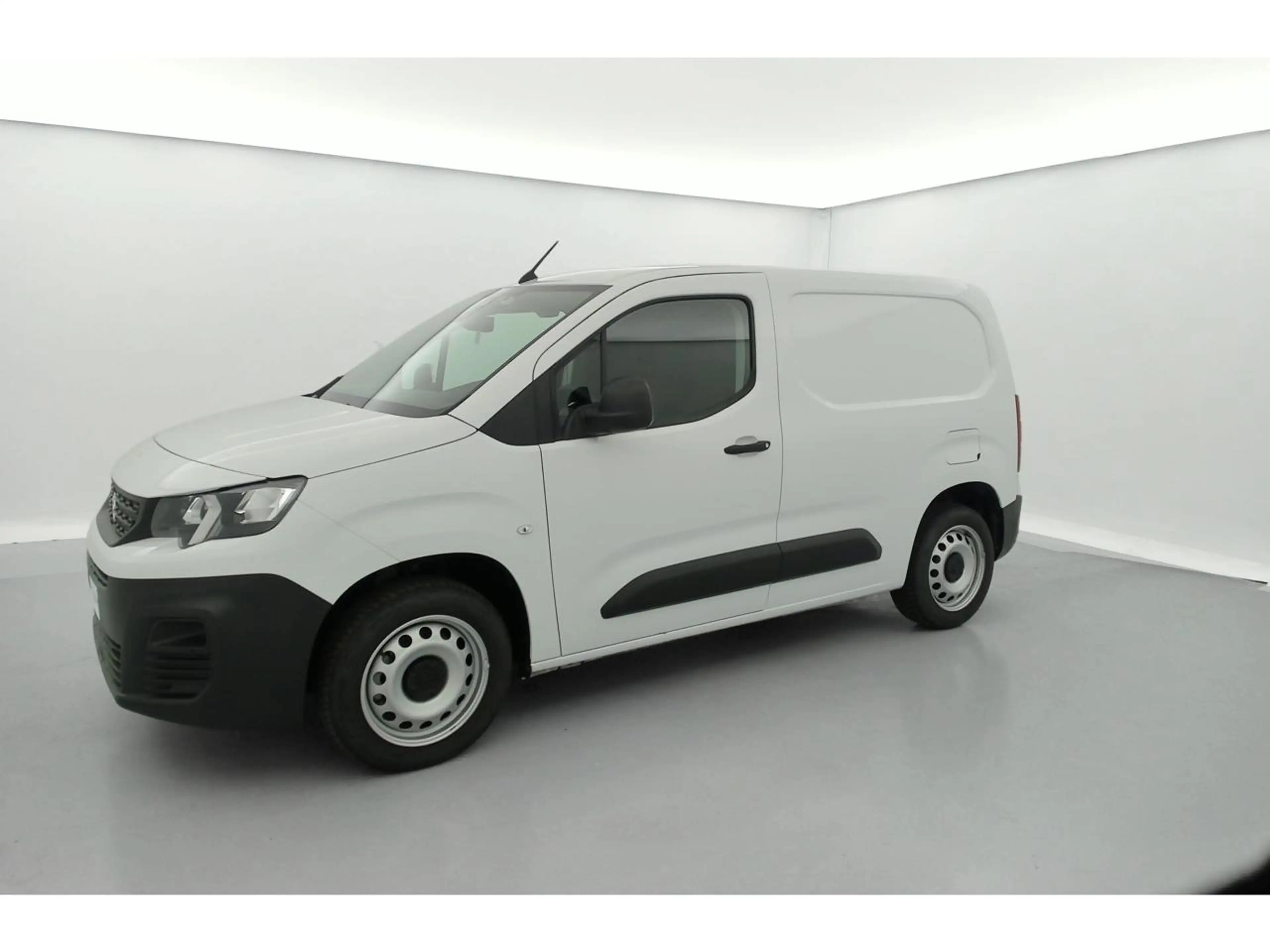 Peugeot Partner 1.5 BlueHDi 130 L1 STD Light EAT8 — photo 14