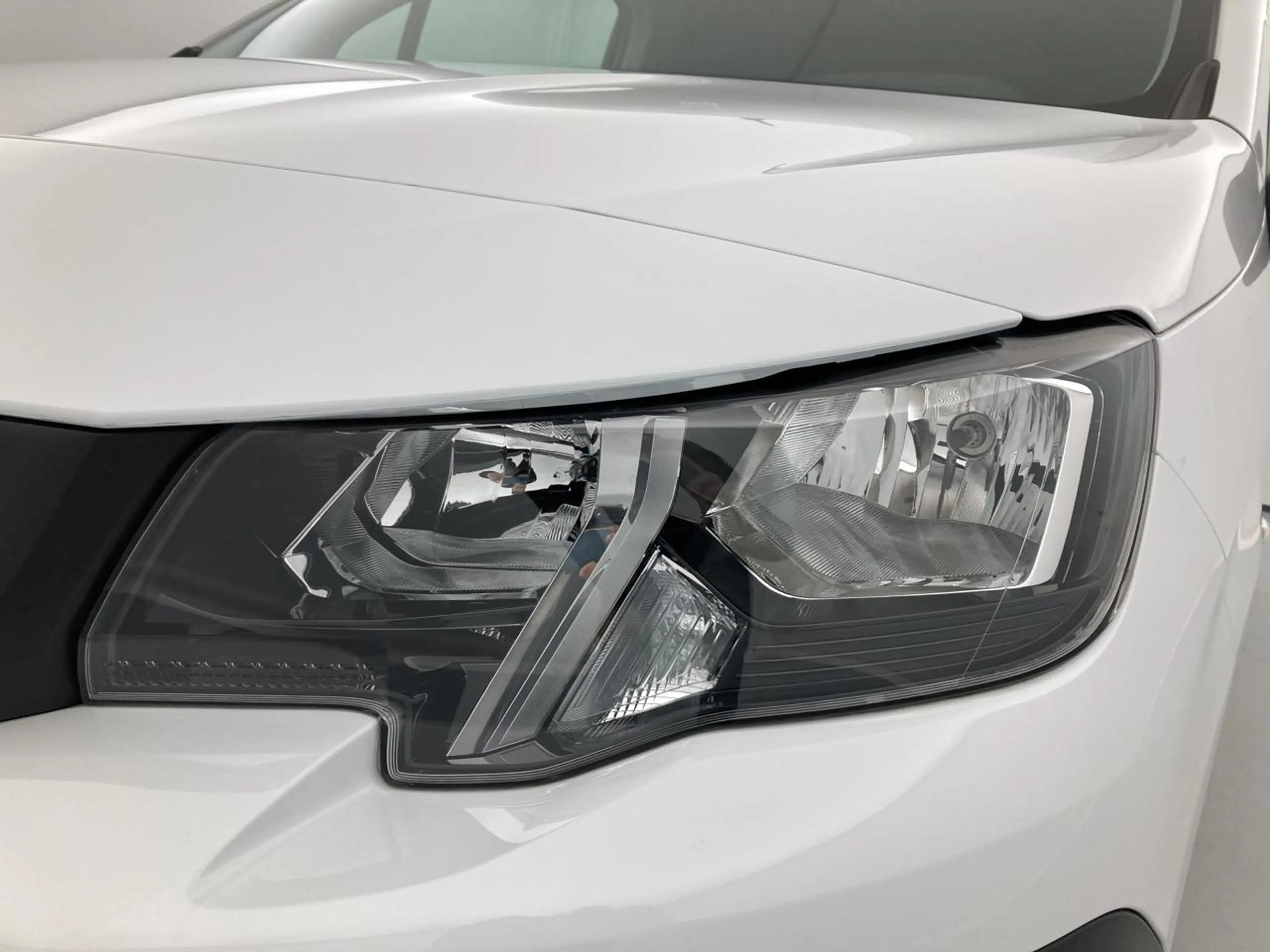 Peugeot Partner 1.5 BlueHDi 130 L1 STD Light EAT8 — photo 10