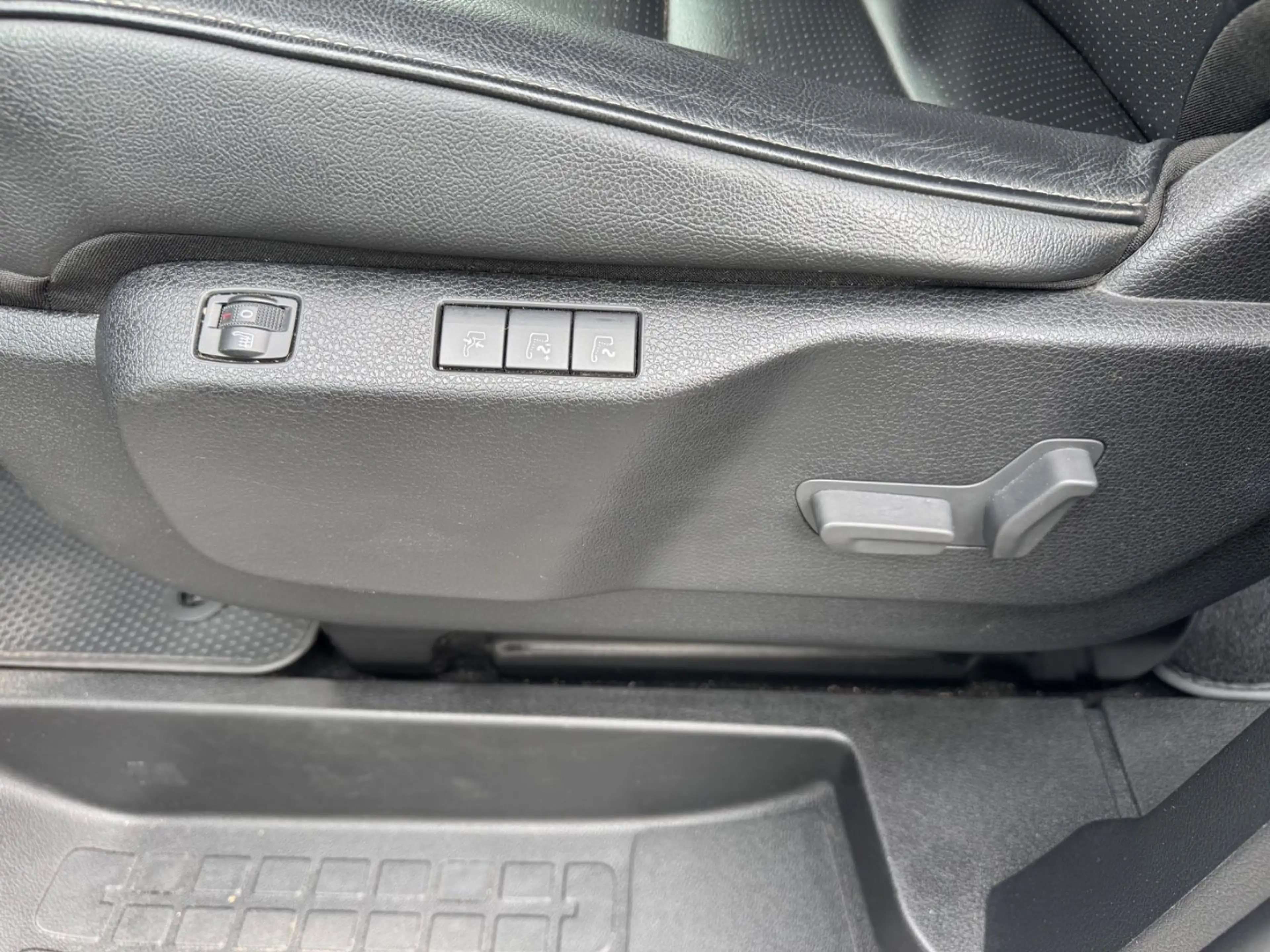 Opel Zafira Life Tourer M *LEDER/MASSGE/STHZ* — photo 8
