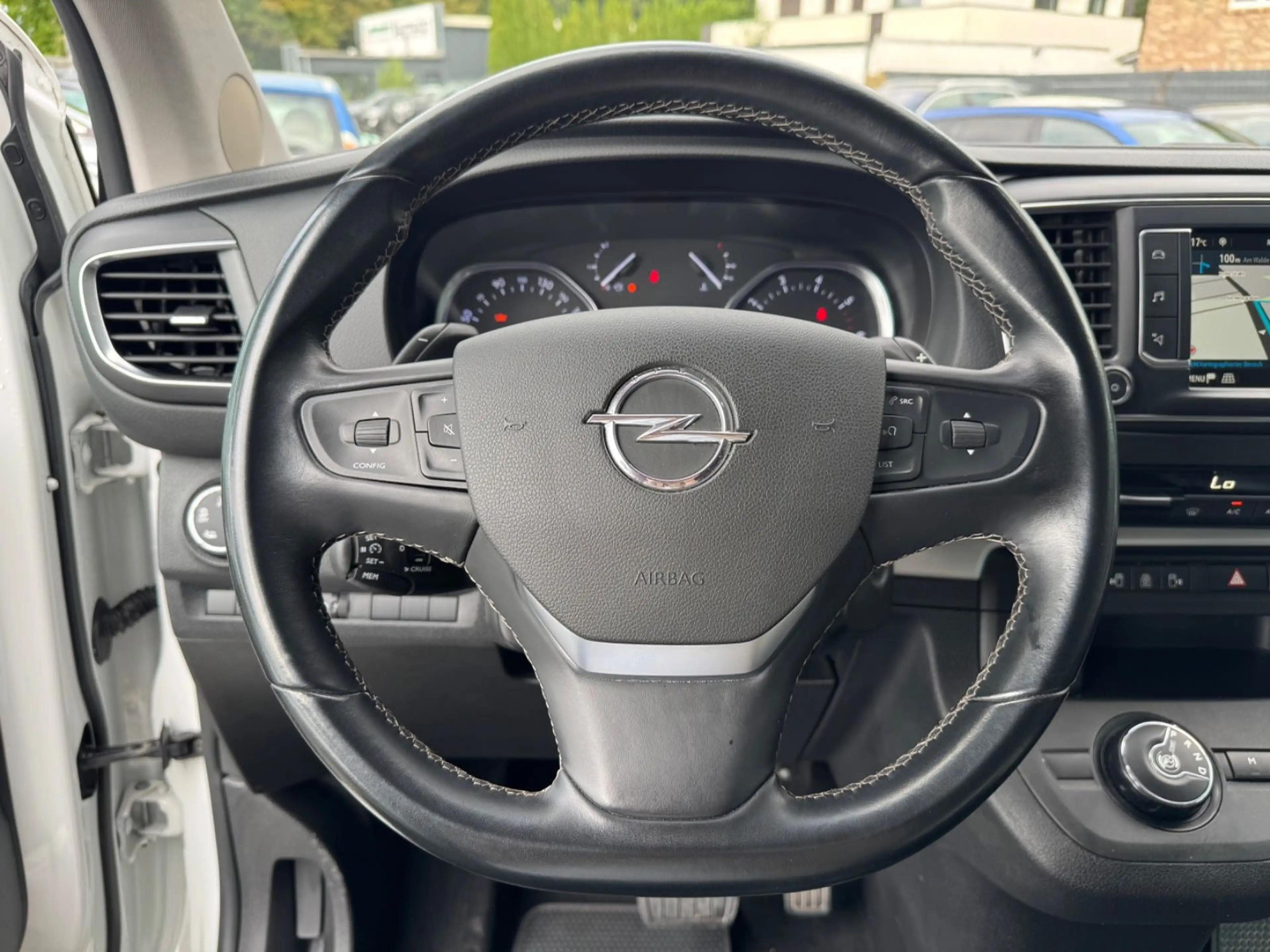 Opel Zafira Life Tourer M *LEDER/MASSGE/STHZ* — photo 12
