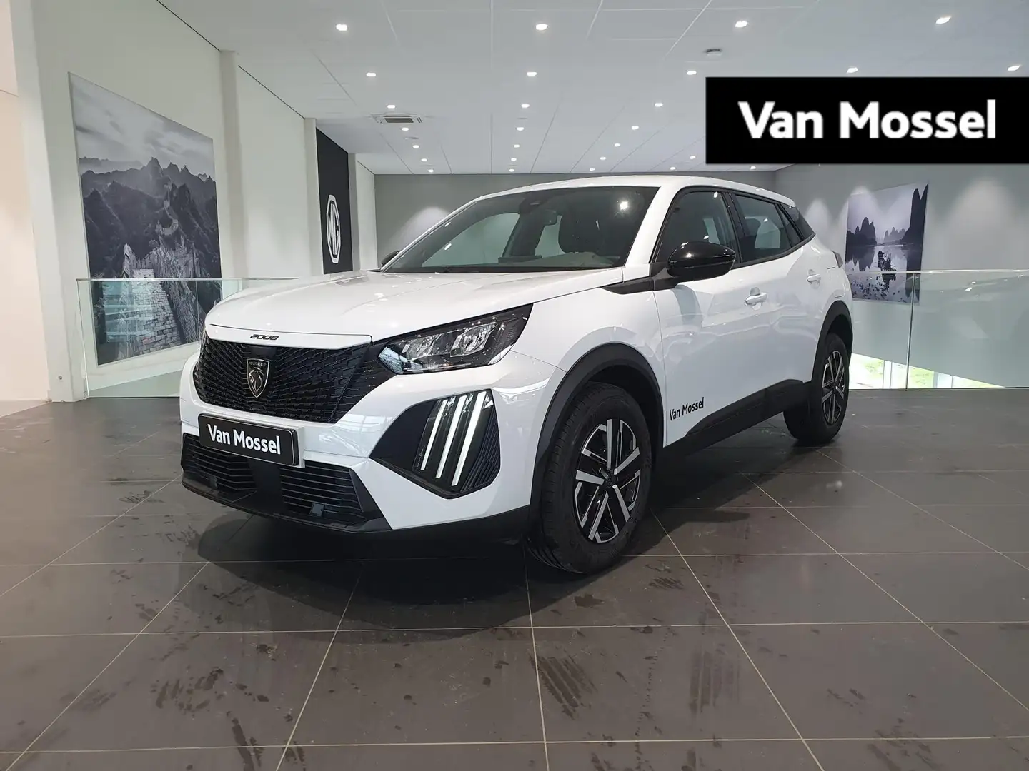 Peugeot 2008 1.2 PureTech 100 Active | Navigatie | Achteruitrij Wit - 1
