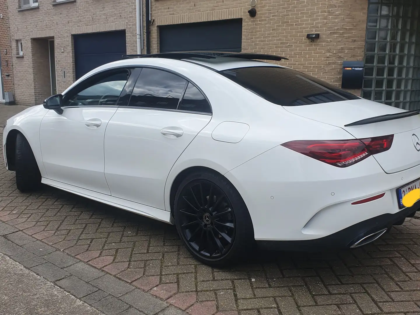 Mercedes-Benz CLA 220 CLA 220 d (EU6AP) Blanc - 1