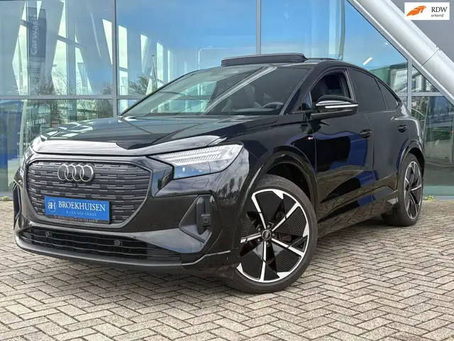 Audi Q4 e-tron Sportback 45 quattro S-Line 82 kWh Panoramdak / Ca