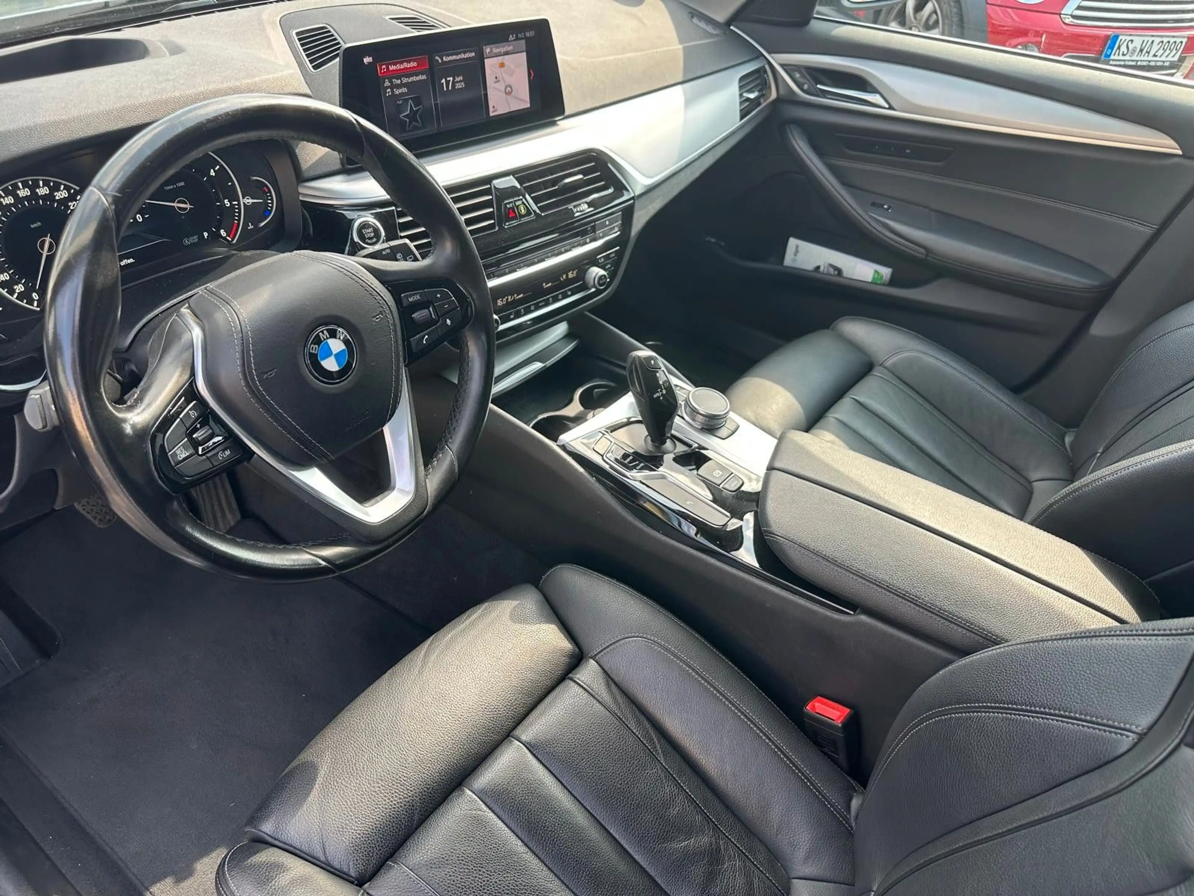 BMW 525 Touring 525 d I Automatik I Leder I Navi — photo 9
