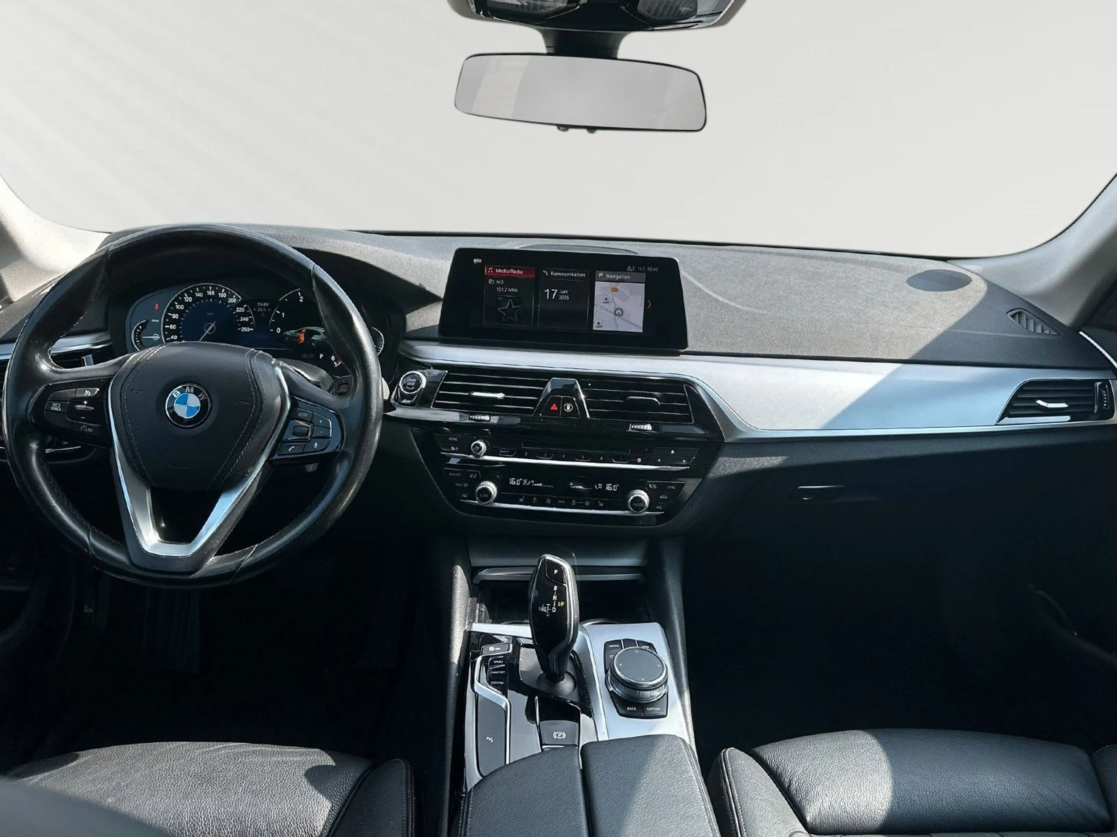 BMW 525 Touring 525 d I Automatik I Leder I Navi — photo 8