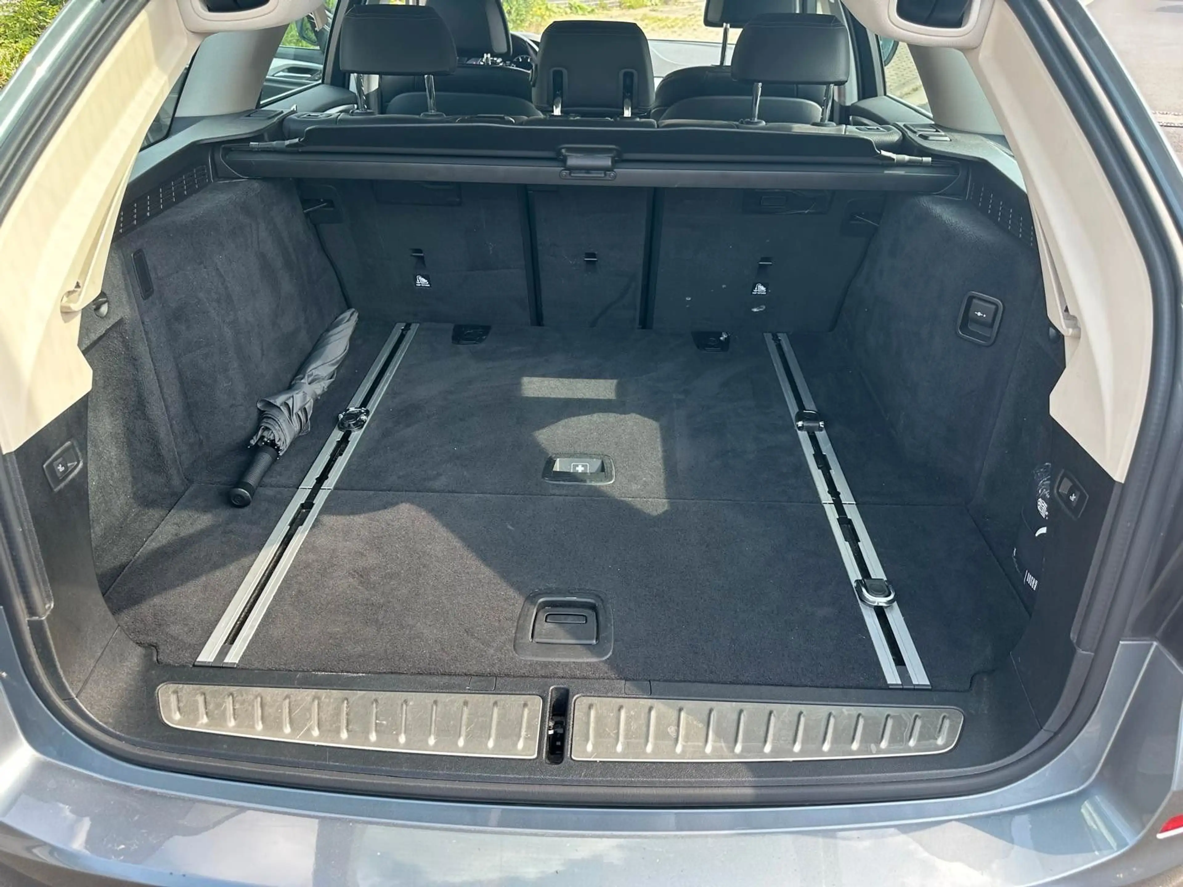 BMW 525 Touring 525 d I Automatik I Leder I Navi — photo 13